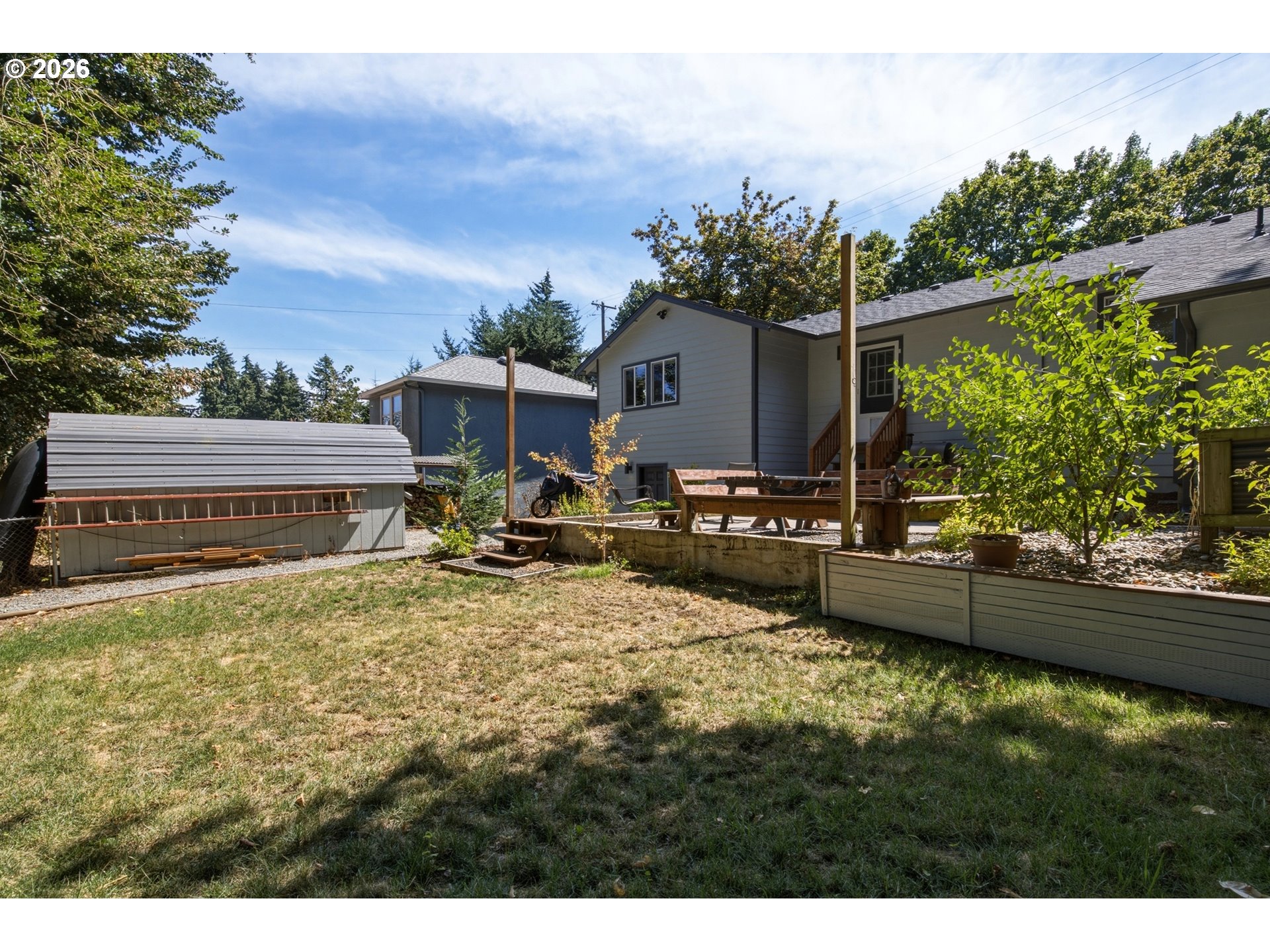 210 NE 45TH ST