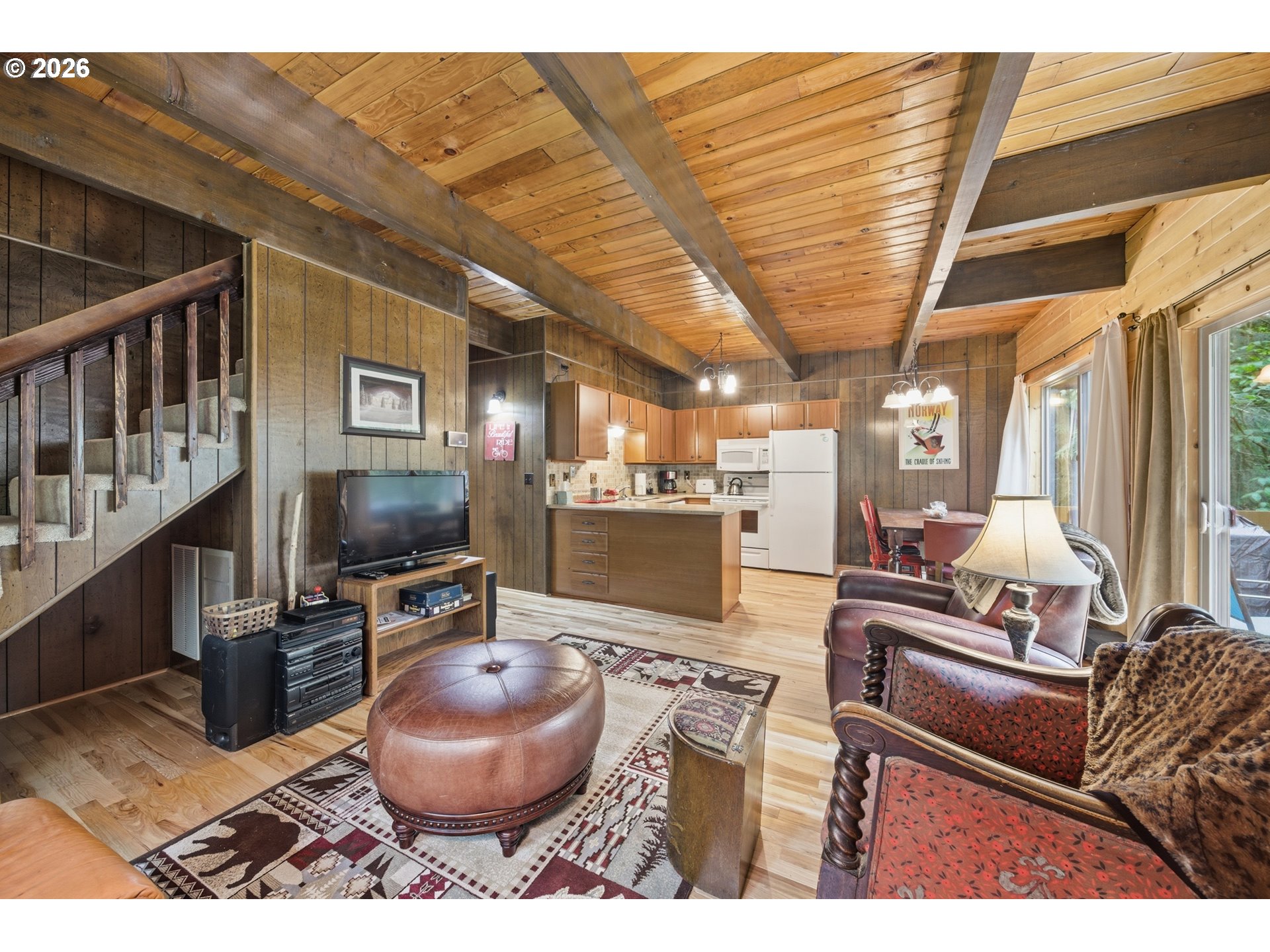 28061 E MOUNTAIN VIEW DR
