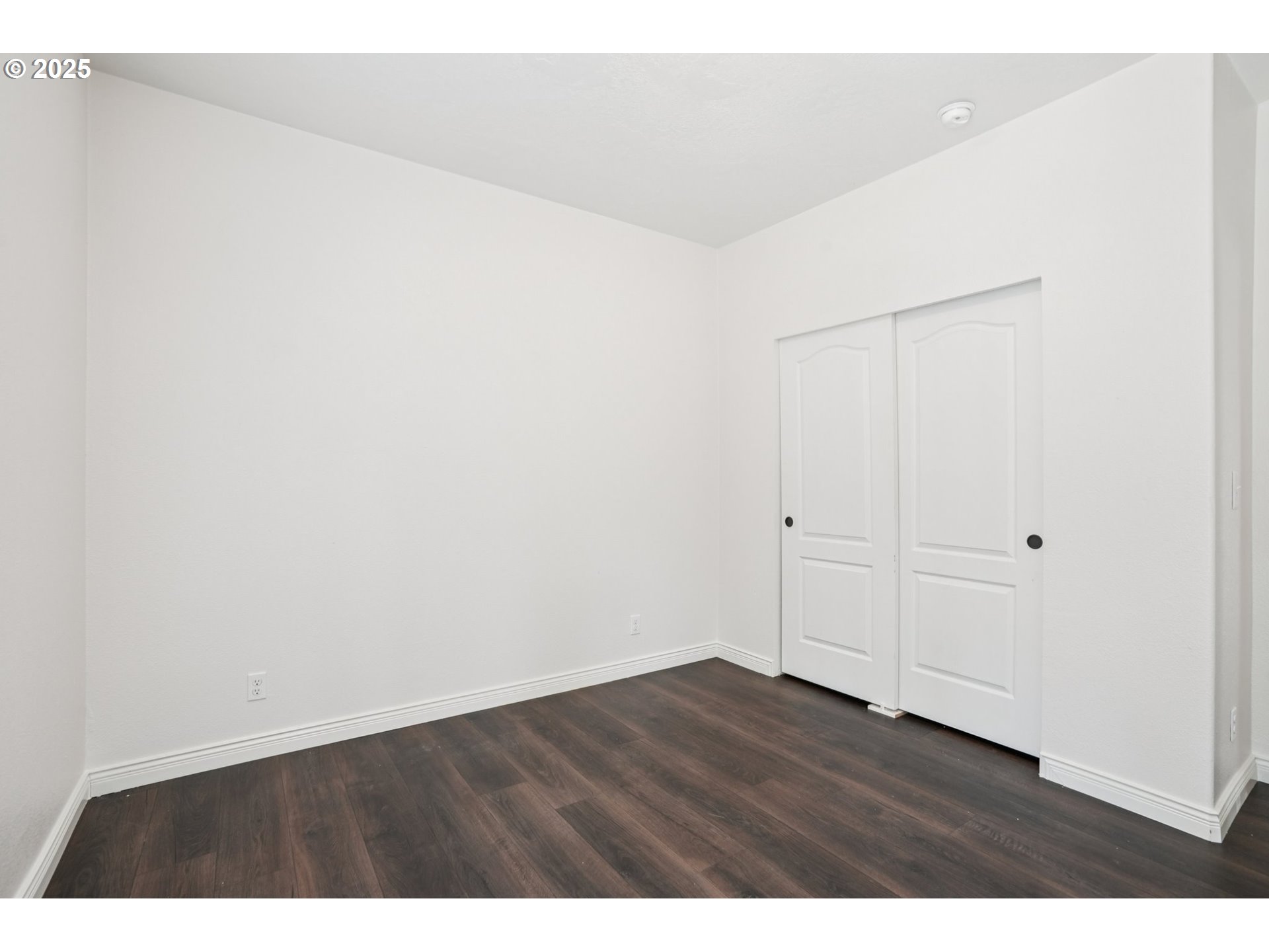 64314 E BARLOW TRAIL RD