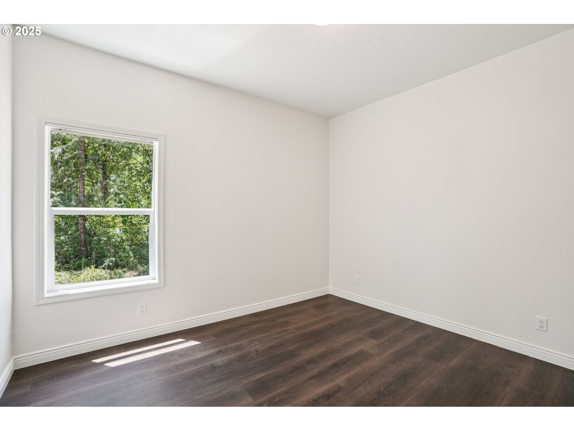 64314 E BARLOW TRAIL RD