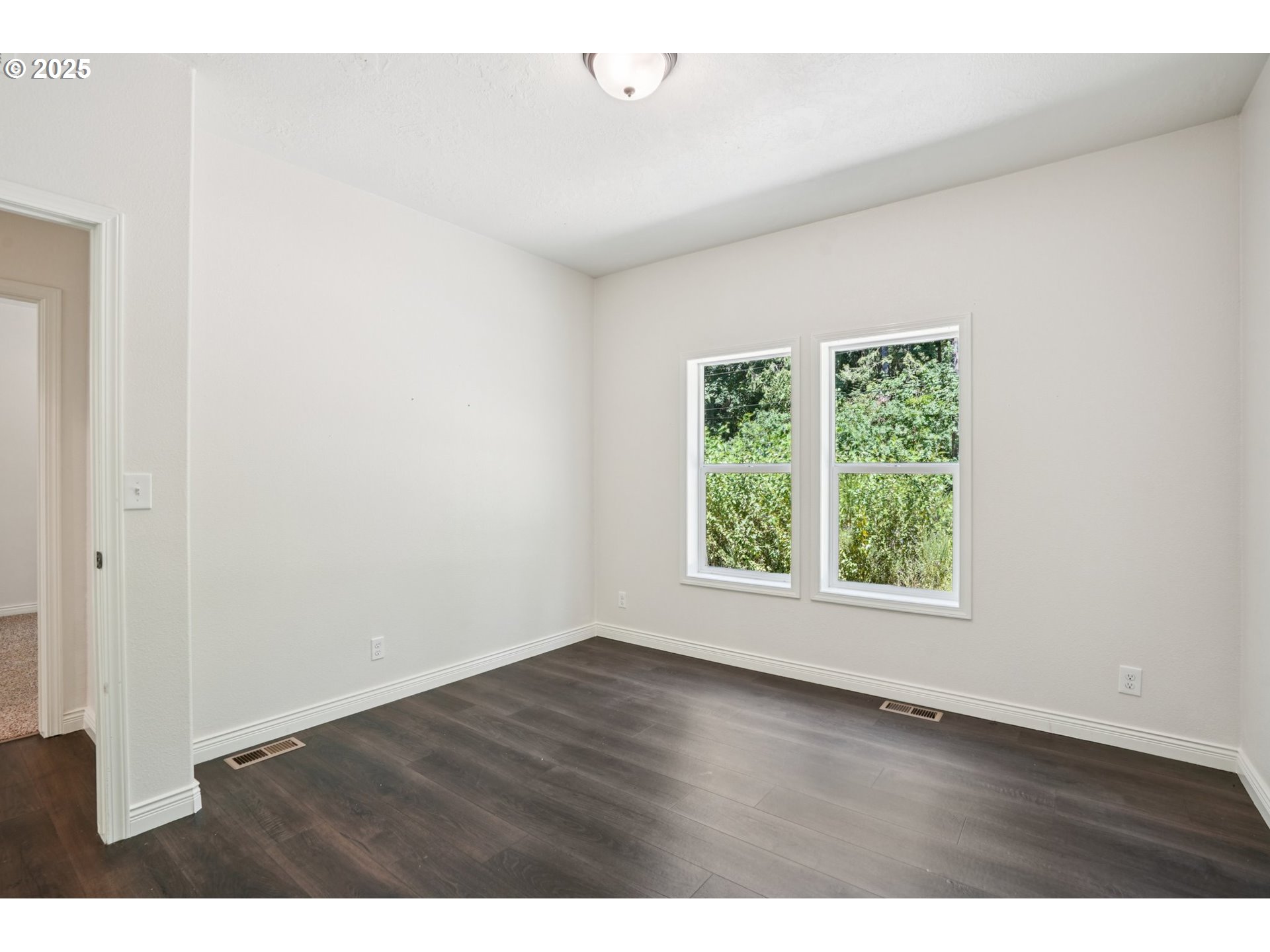 64314 E BARLOW TRAIL RD