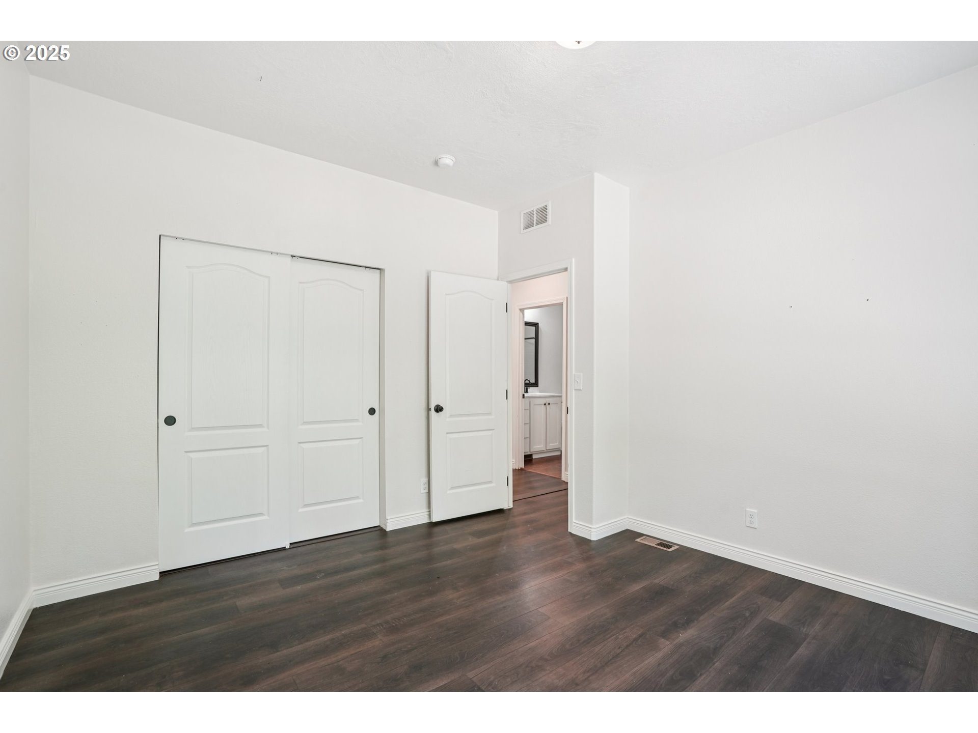 64314 E BARLOW TRAIL RD