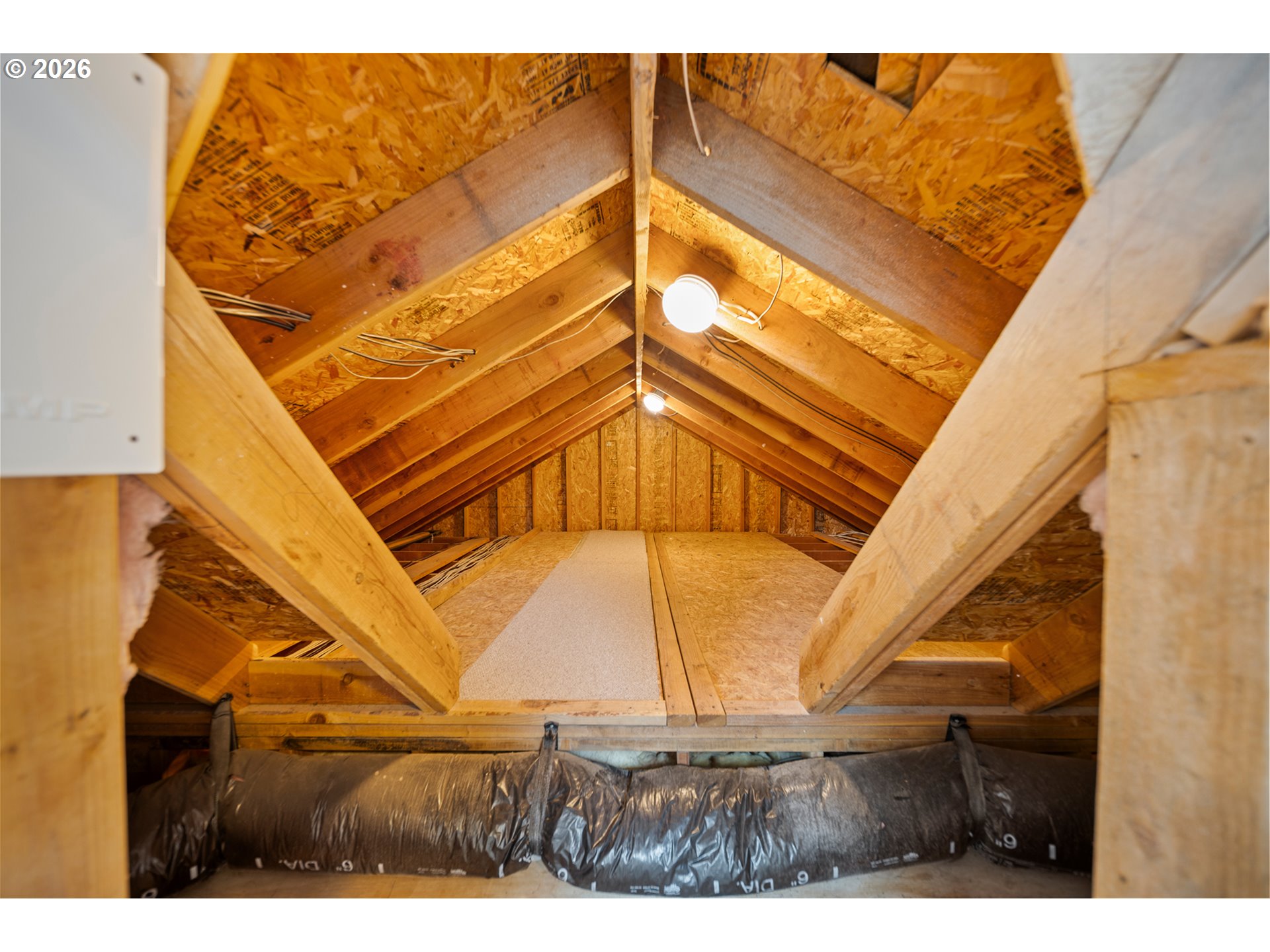 1579 S PEPPERWOOD ST