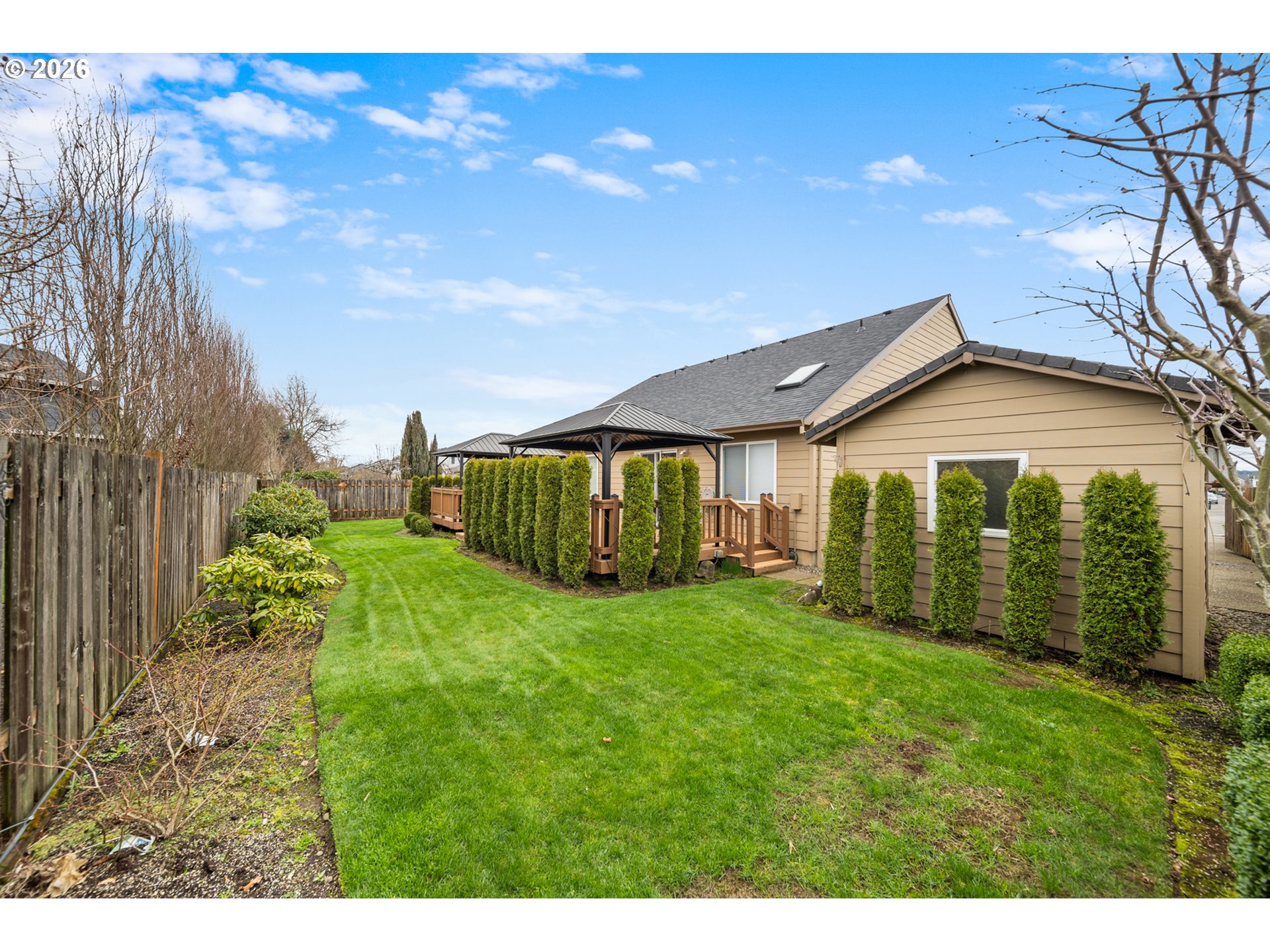 1579 S PEPPERWOOD ST