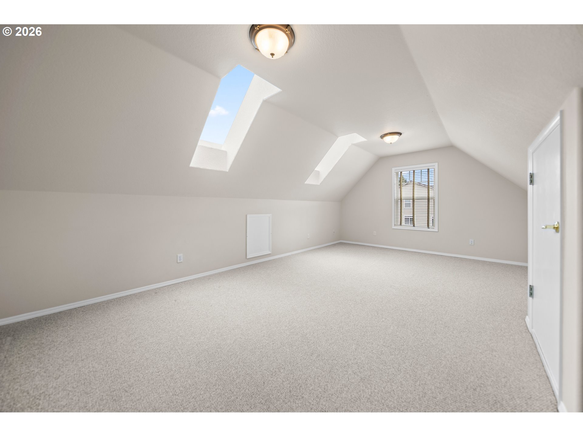 1579 S PEPPERWOOD ST