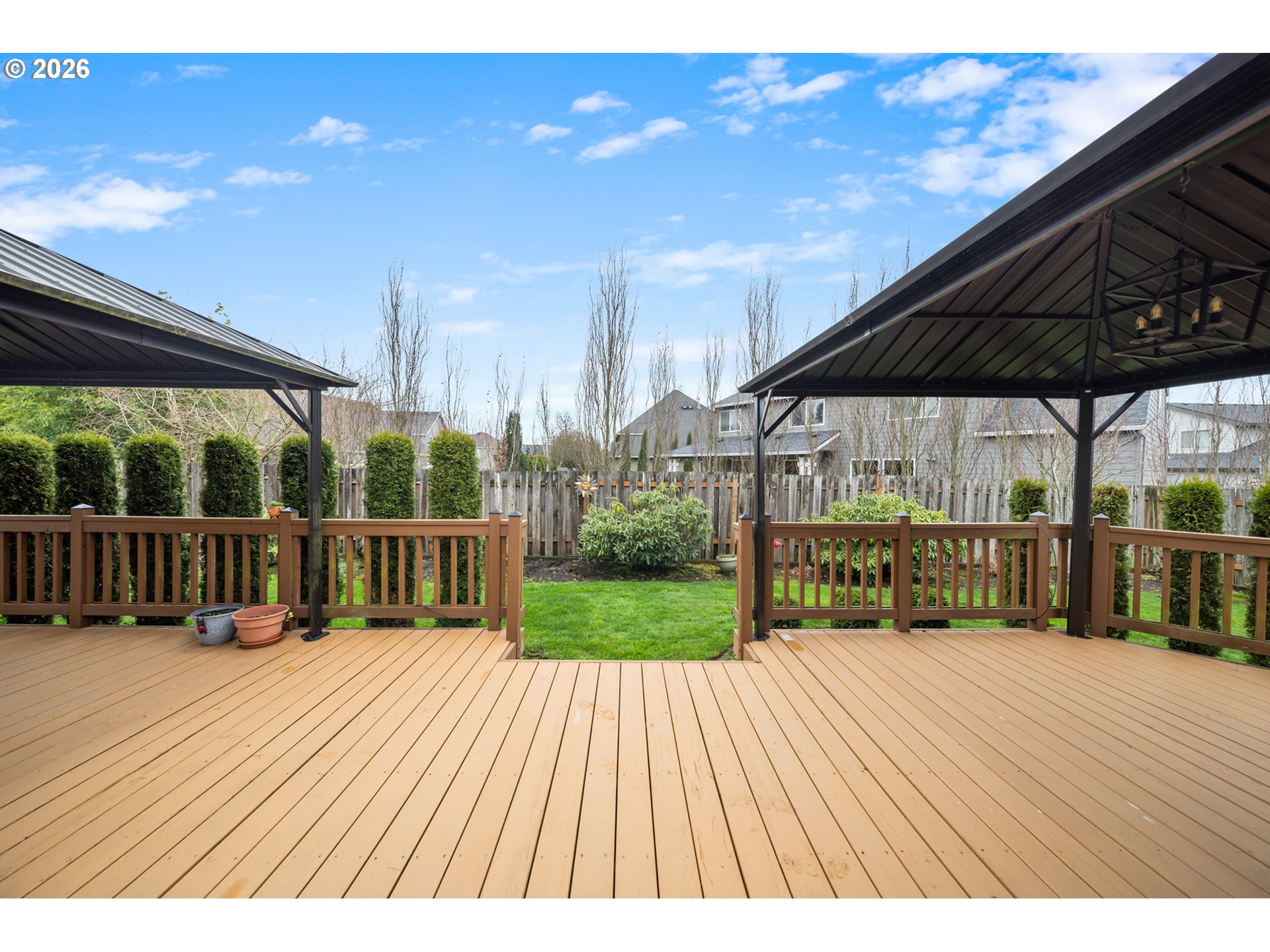 1579 S PEPPERWOOD ST