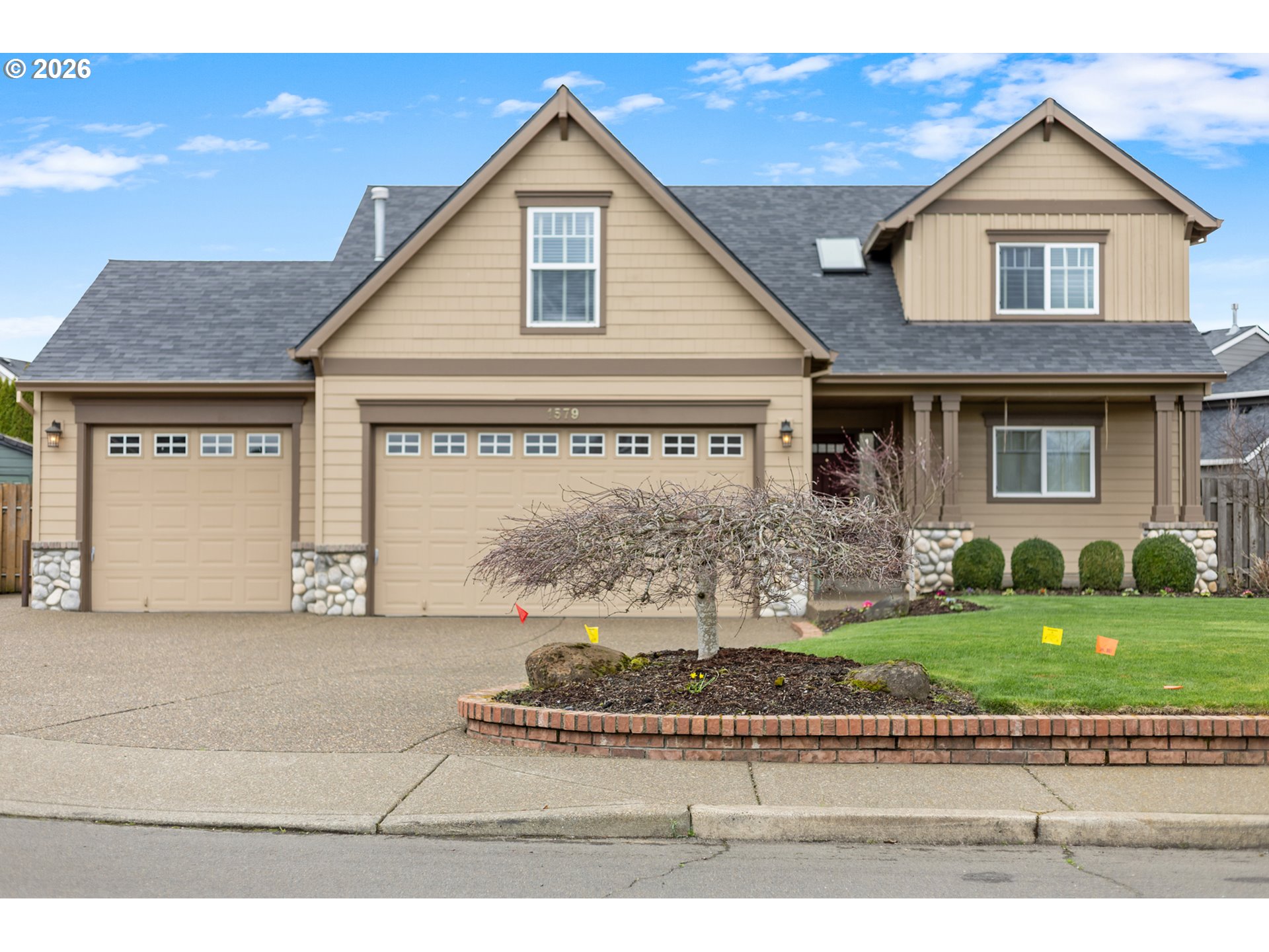 1579 S PEPPERWOOD ST