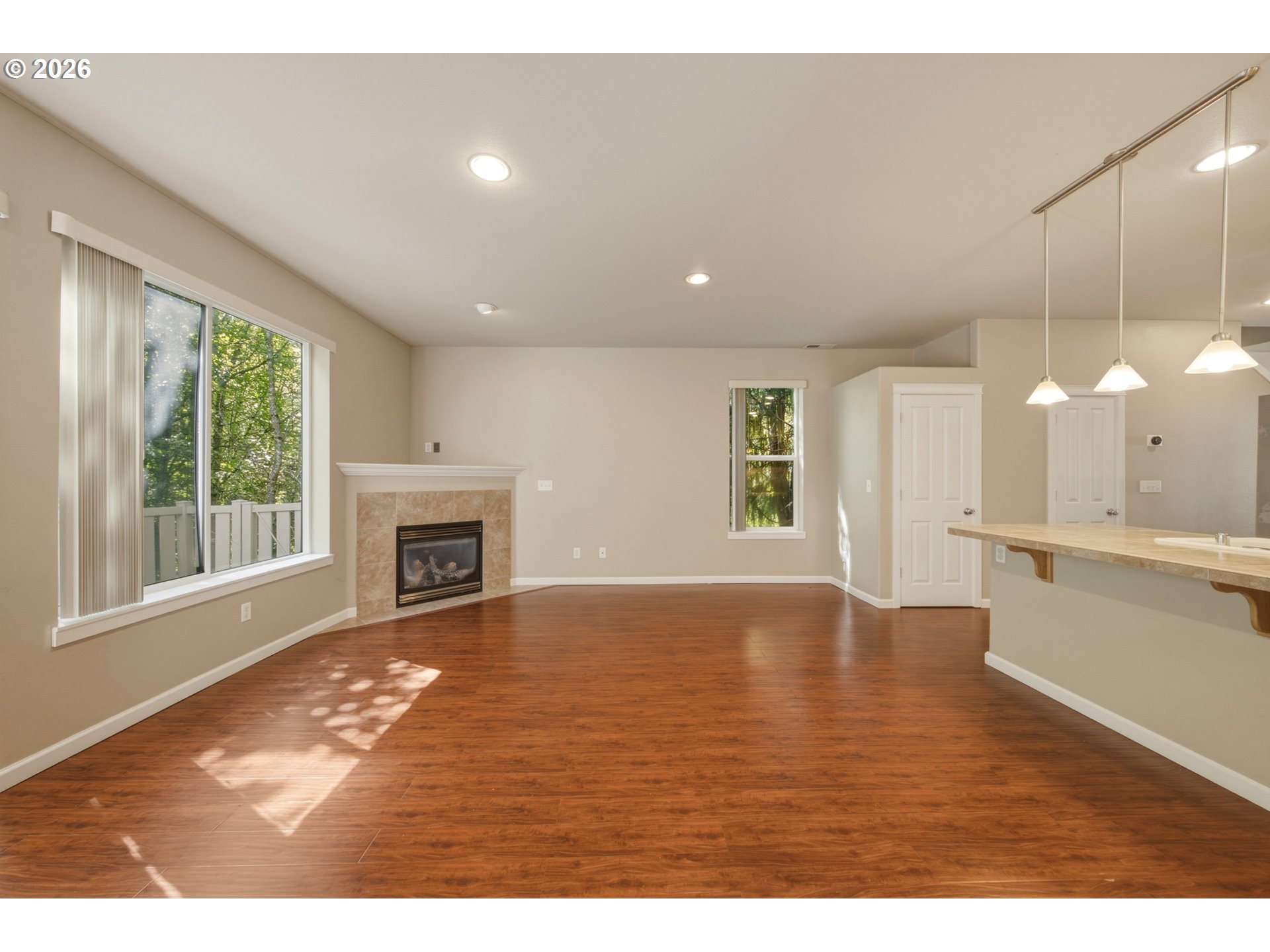 2201 NE 140TH ST