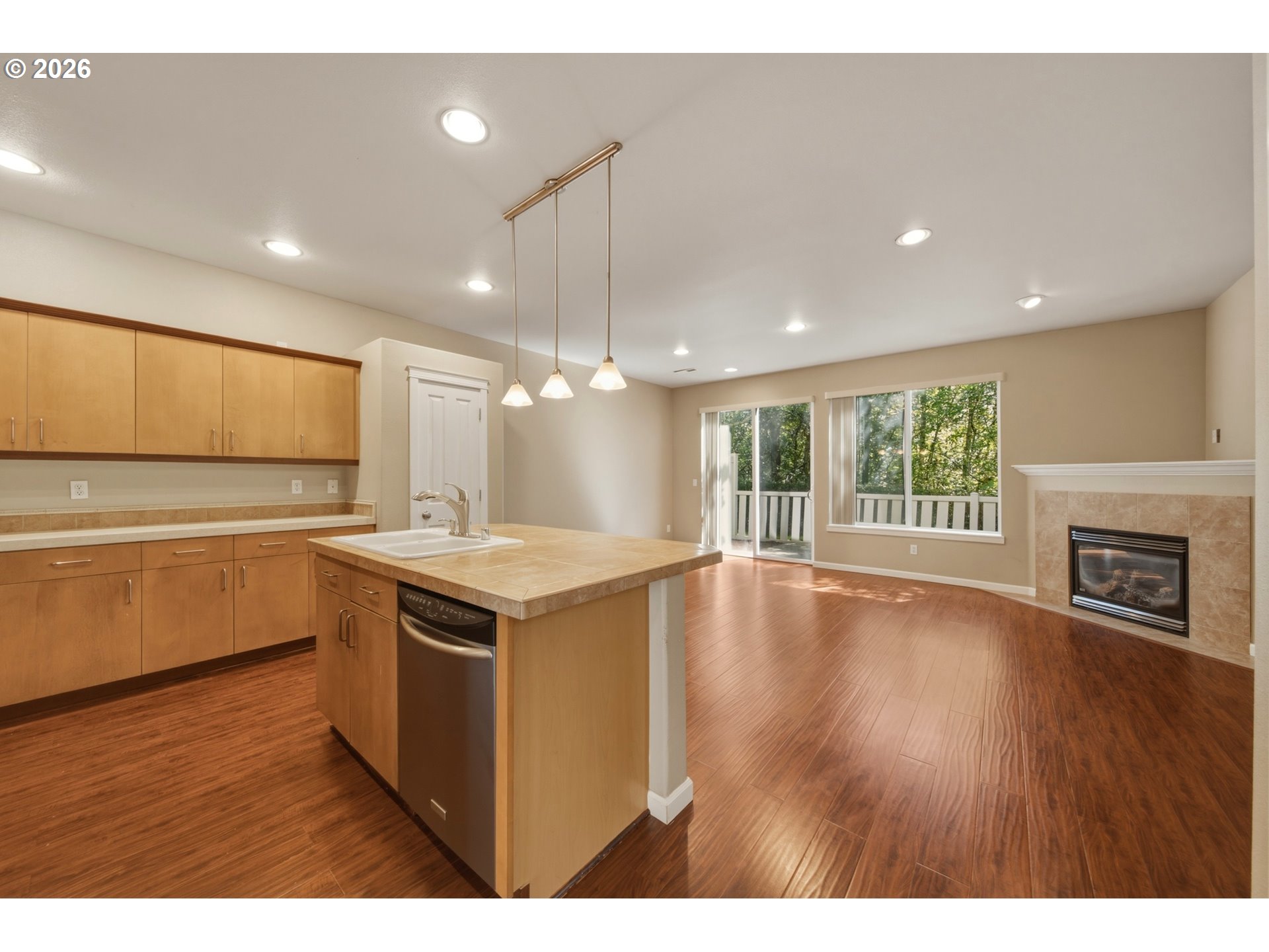 2201 NE 140TH ST