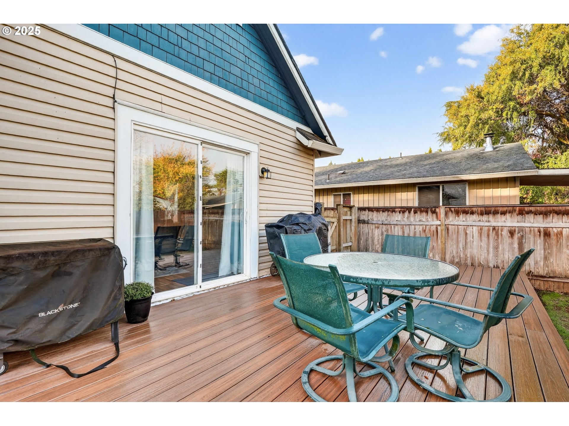 10941 MAIN ST NE, Donald