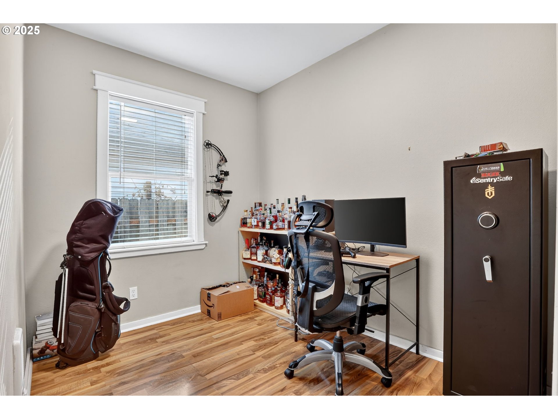 10941 MAIN ST NE, Donald