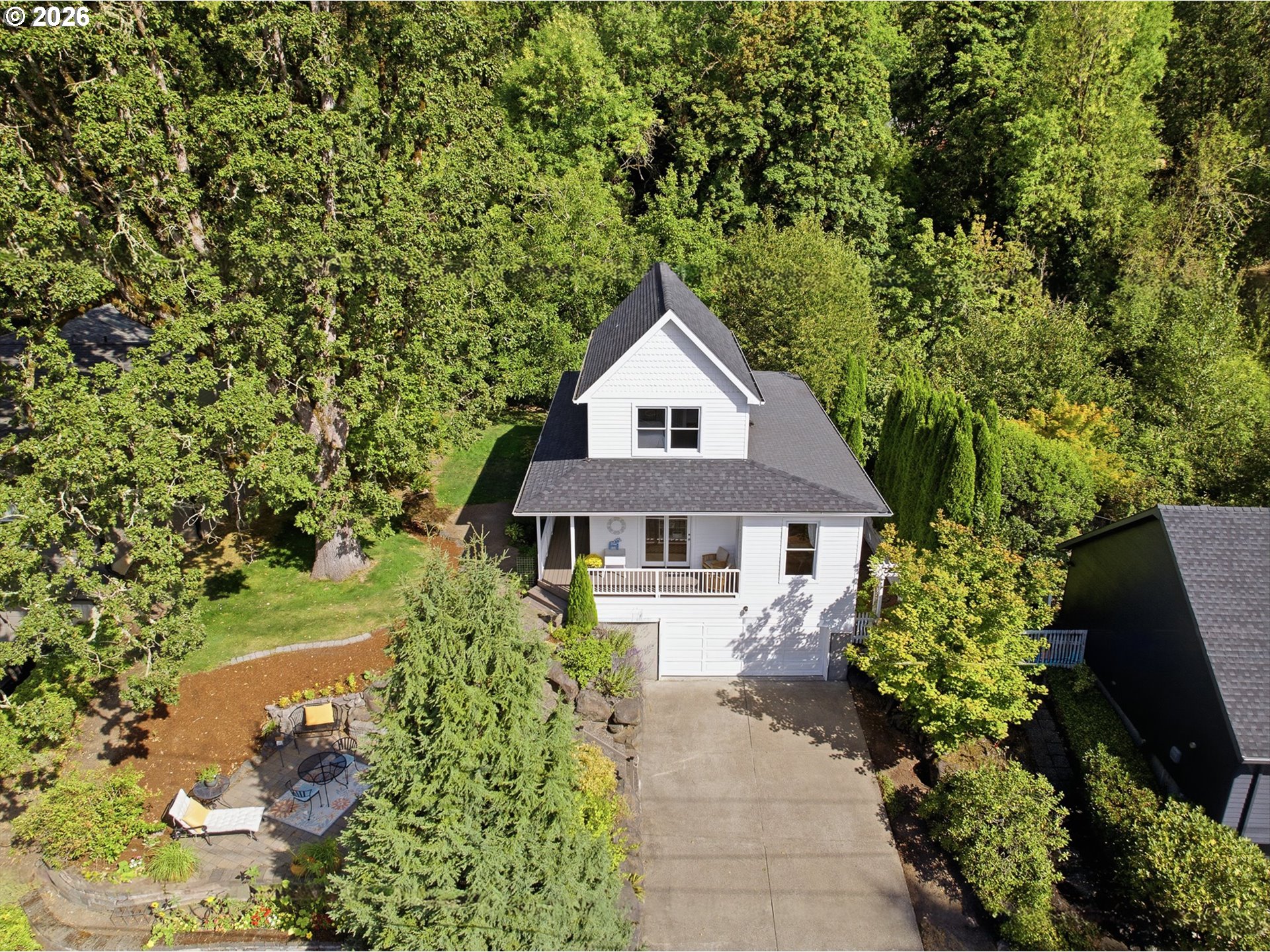2678 5TH AVE