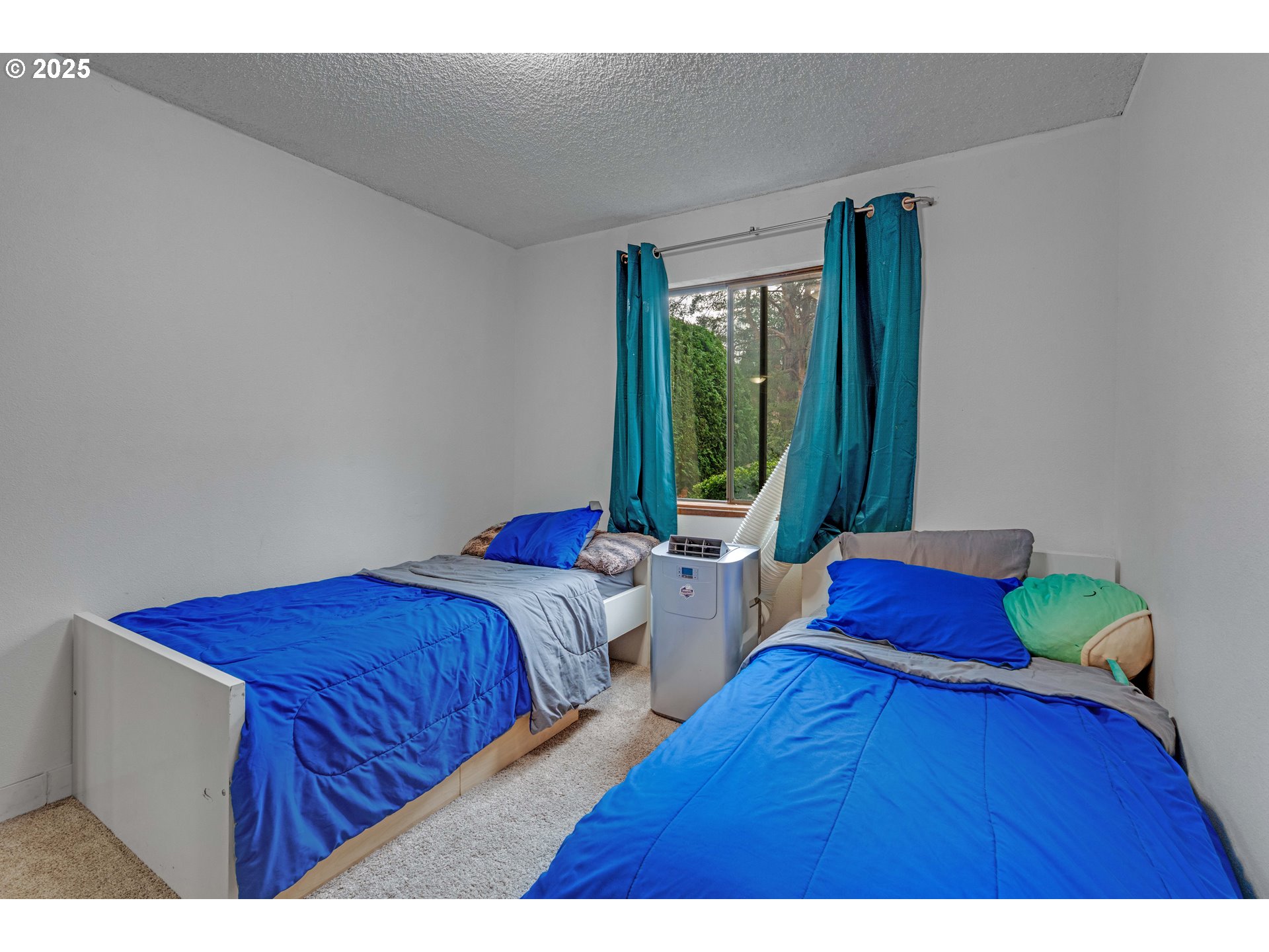 15946 NE FREMONT ST