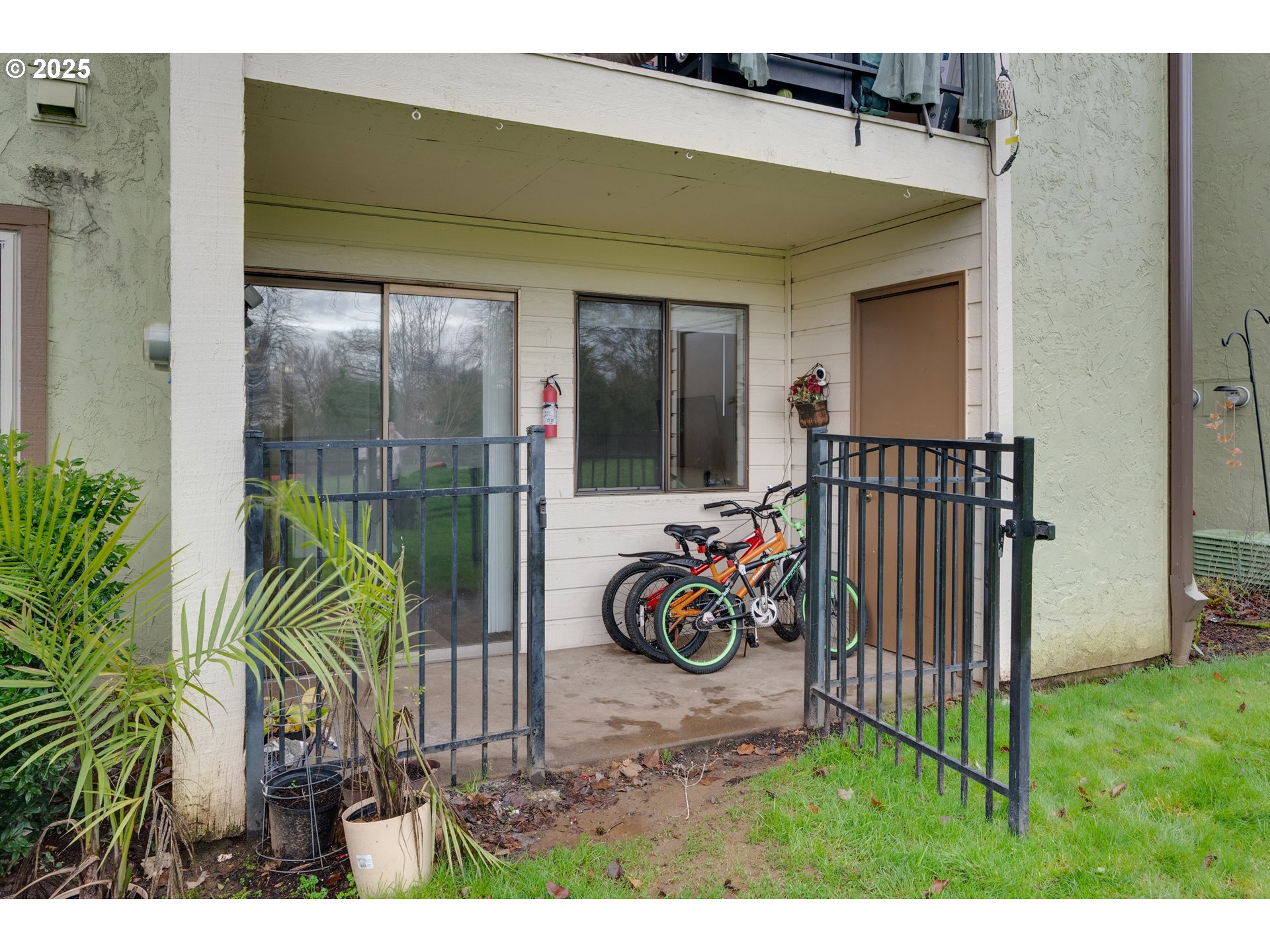 15946 NE FREMONT ST