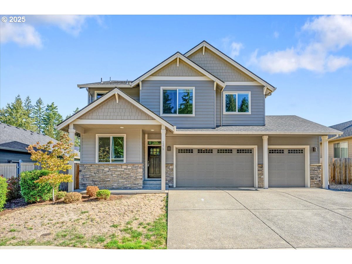 1375 NE CASCADIA RIDGE DR