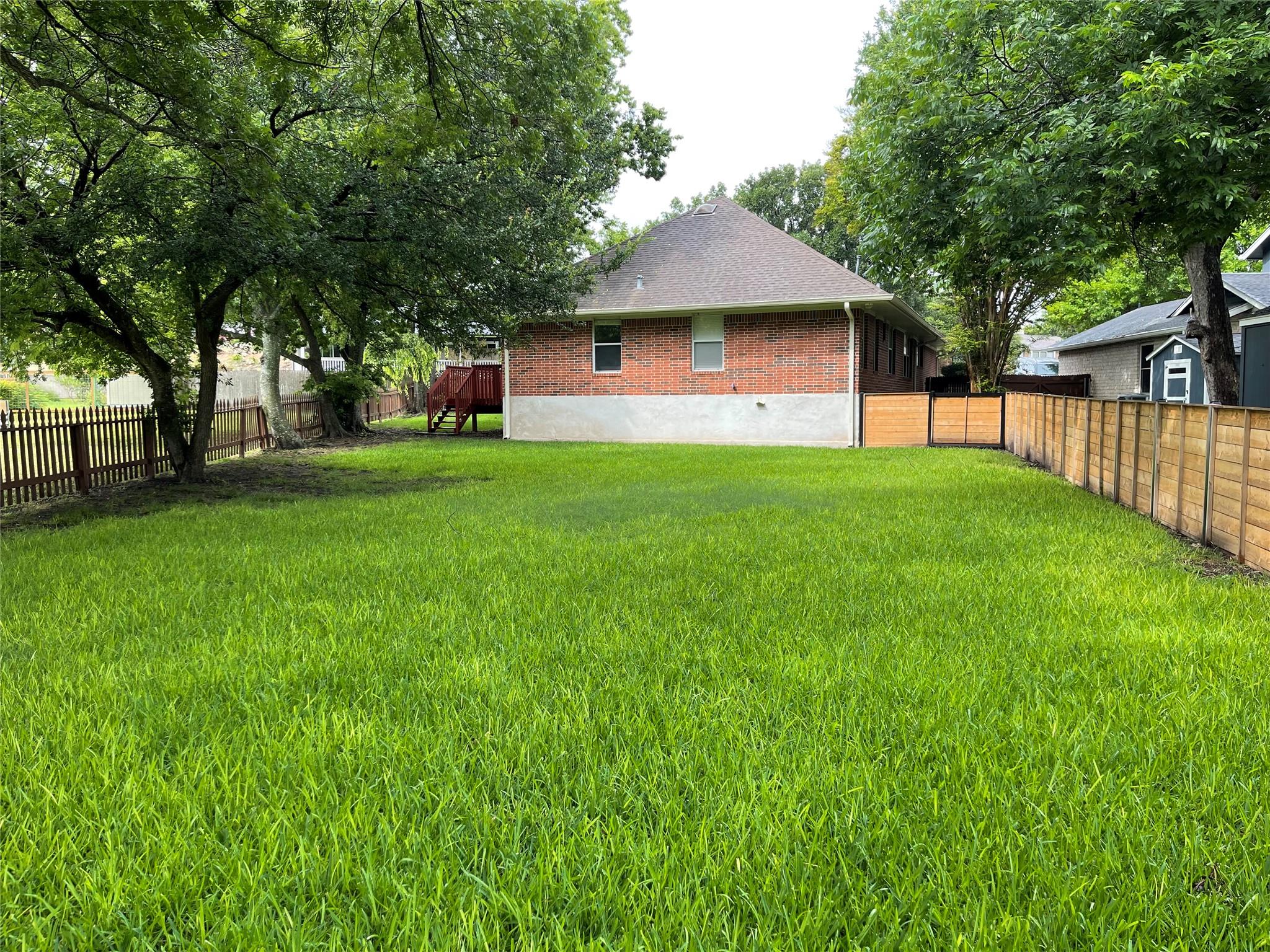603 Green Field CV