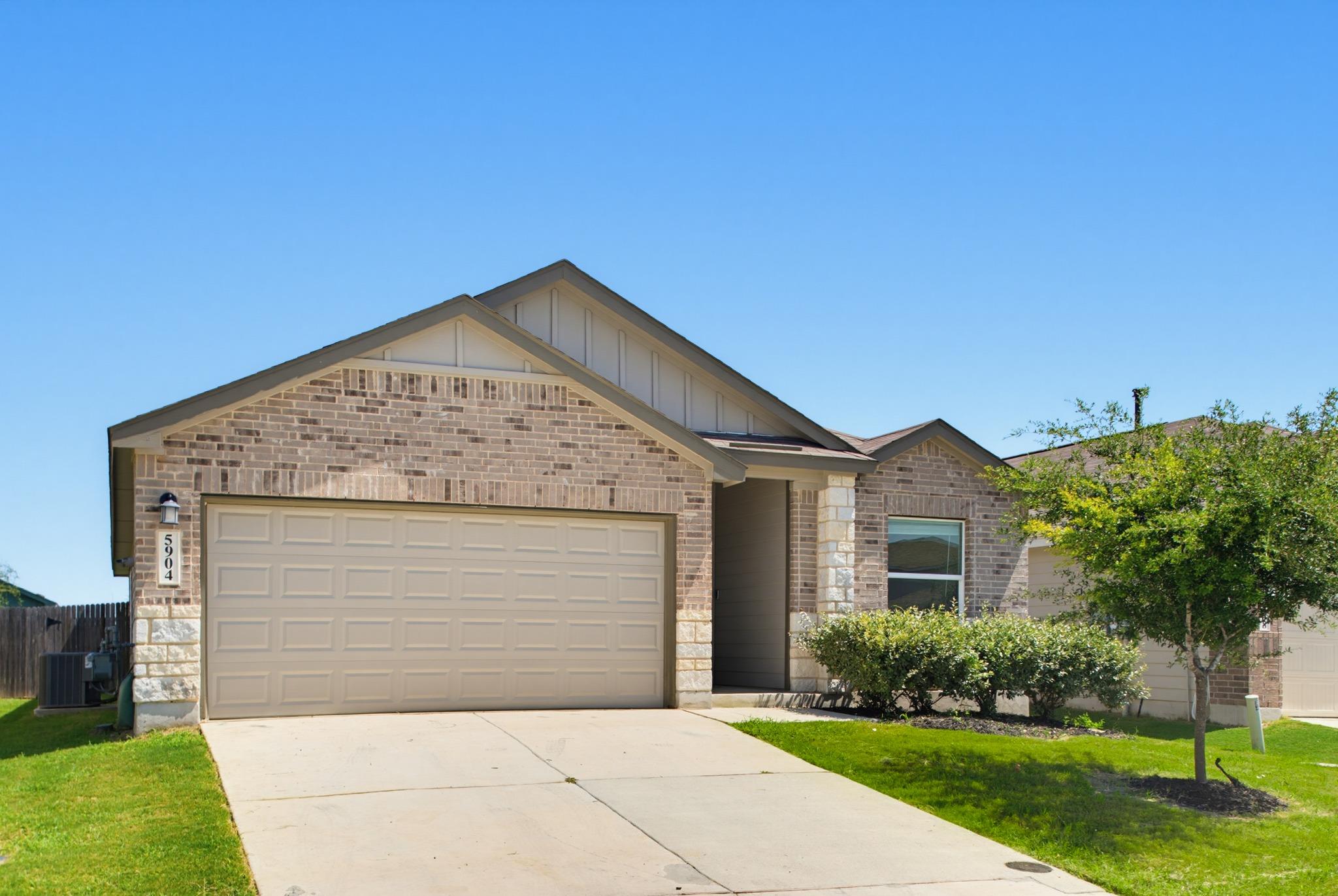 5904 Geronimo WAY