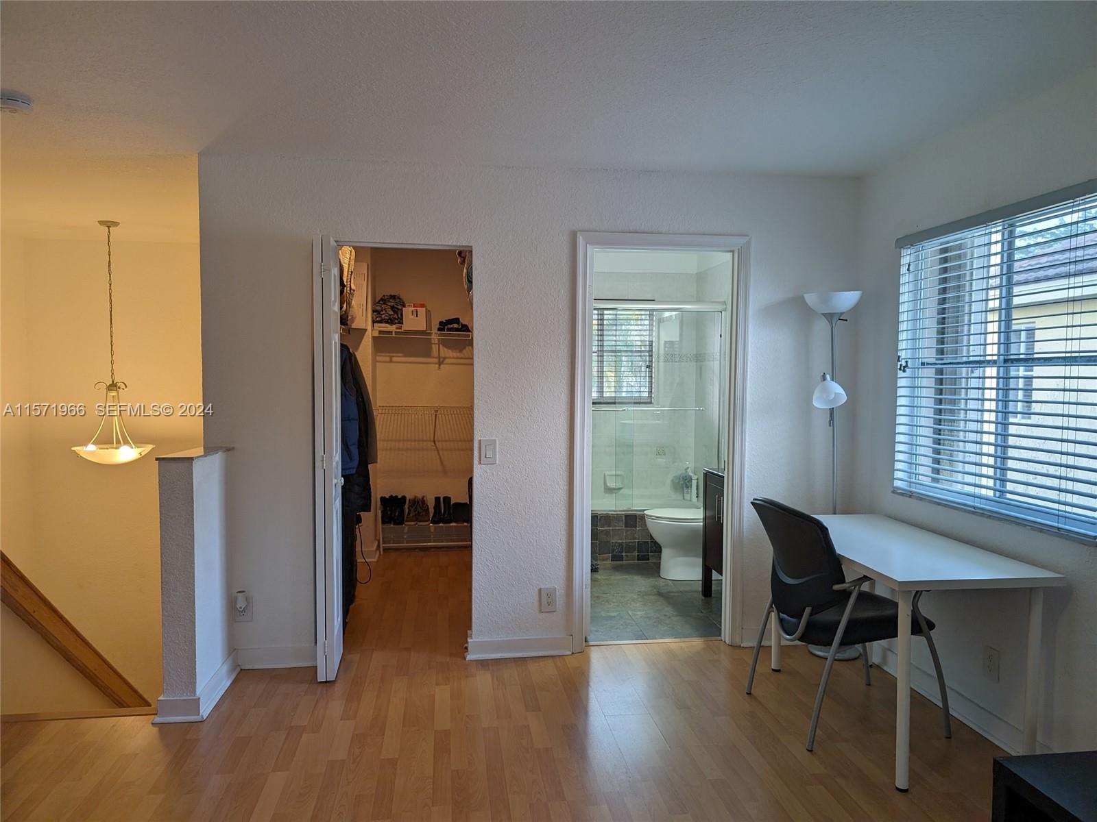 590 Pigeon Plum Way 0