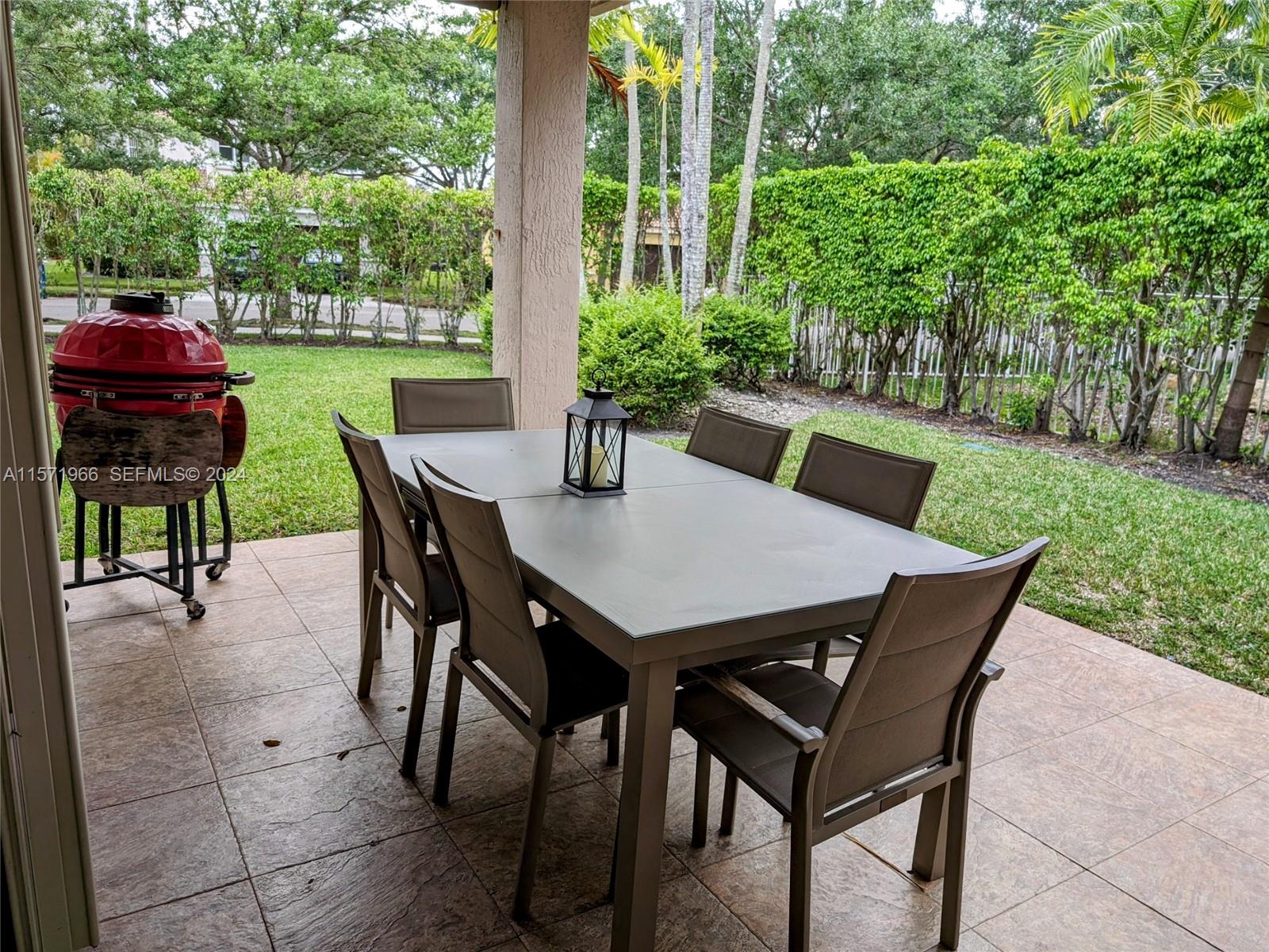 590 Pigeon Plum Way 0
