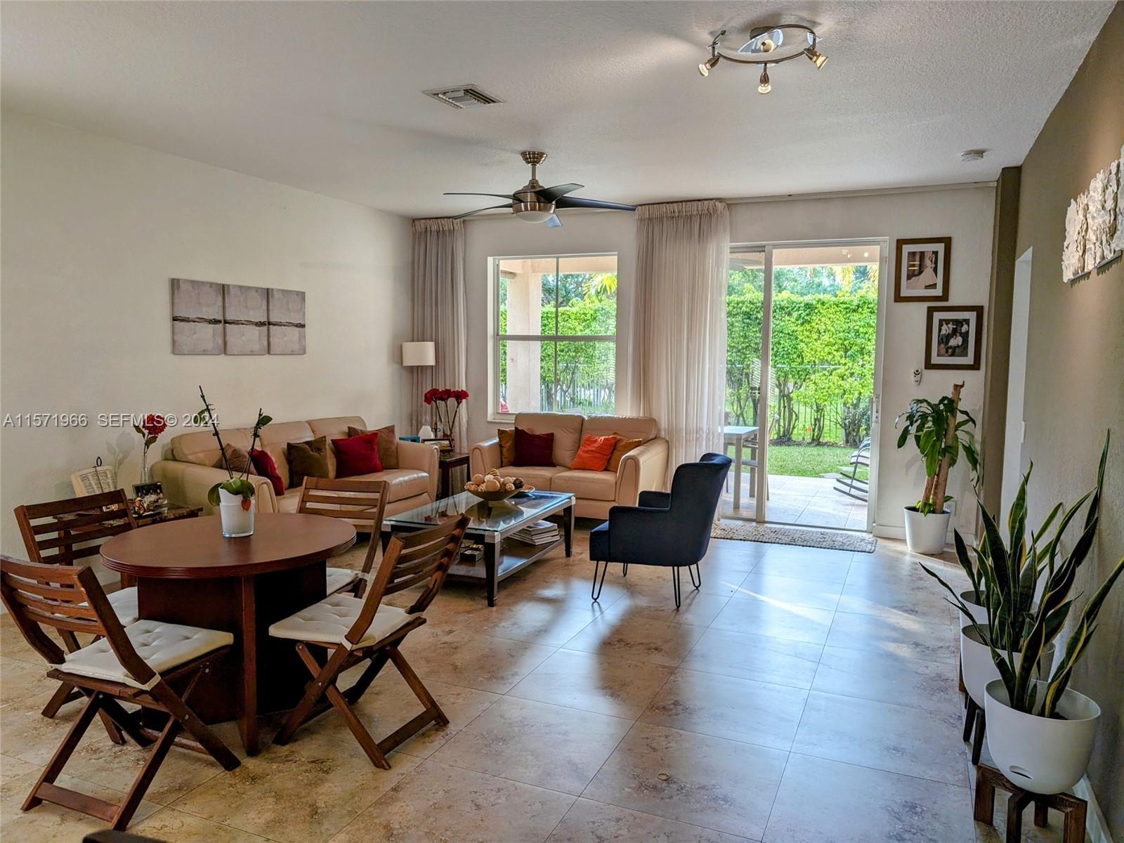 590 Pigeon Plum Way 0