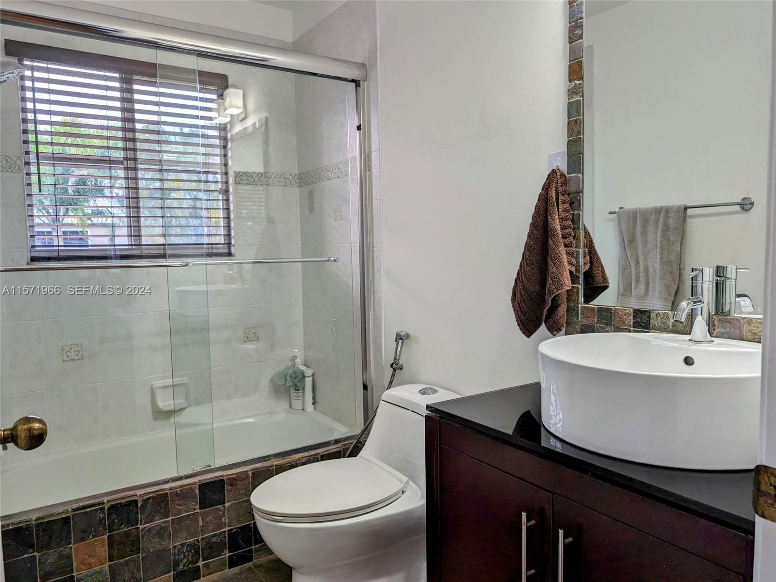 590 Pigeon Plum Way 0