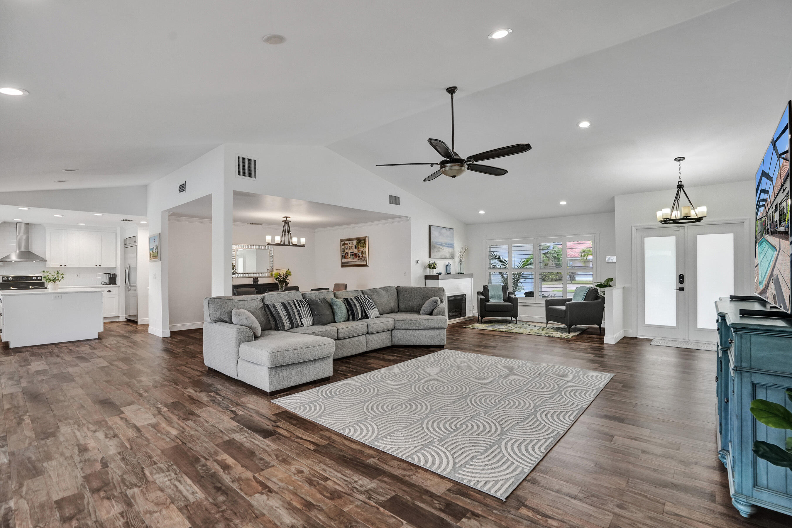 5273 NW 89th Drive