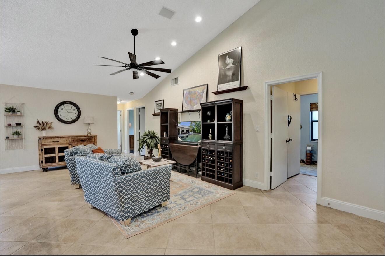 5102 NW 59th Way