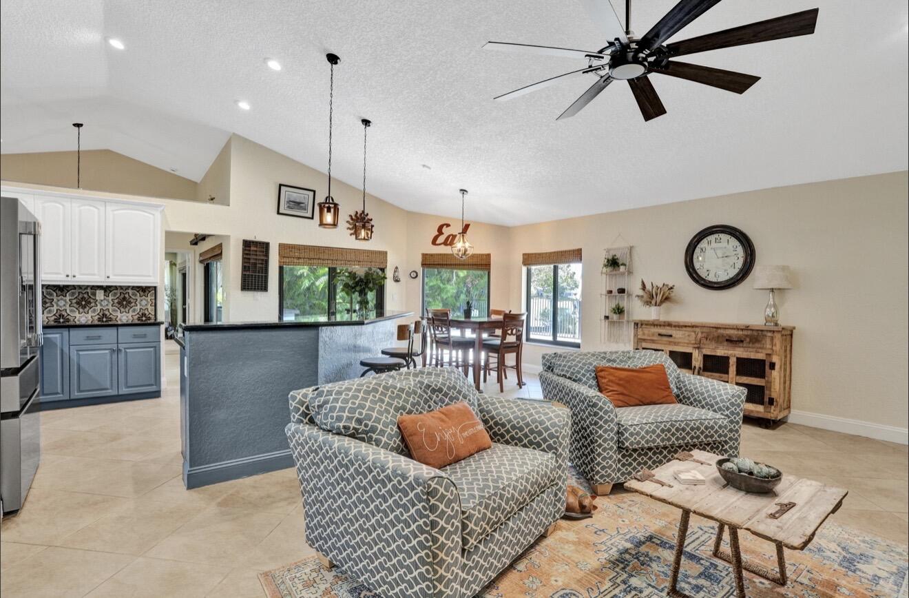 5102 NW 59th Way