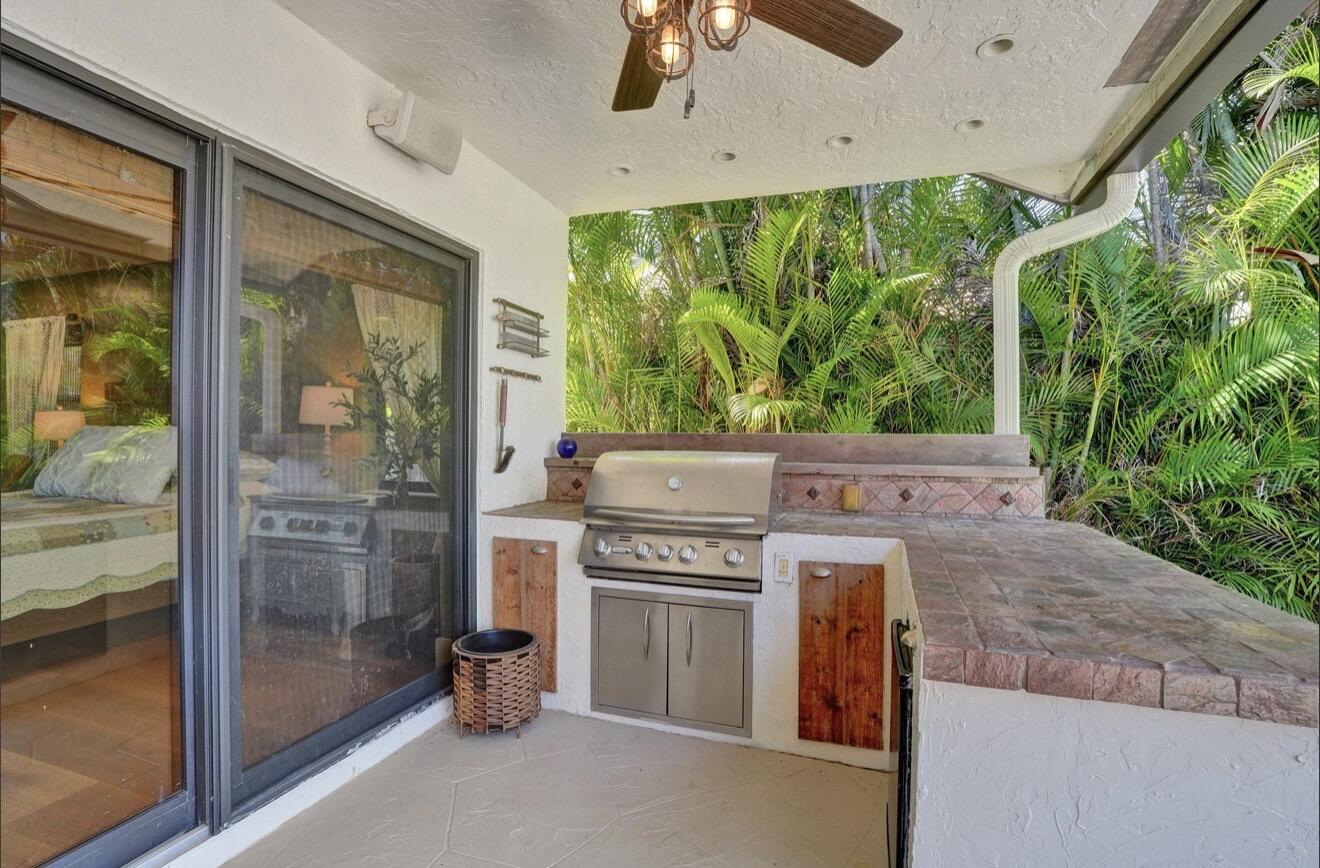 5102 NW 59th Way