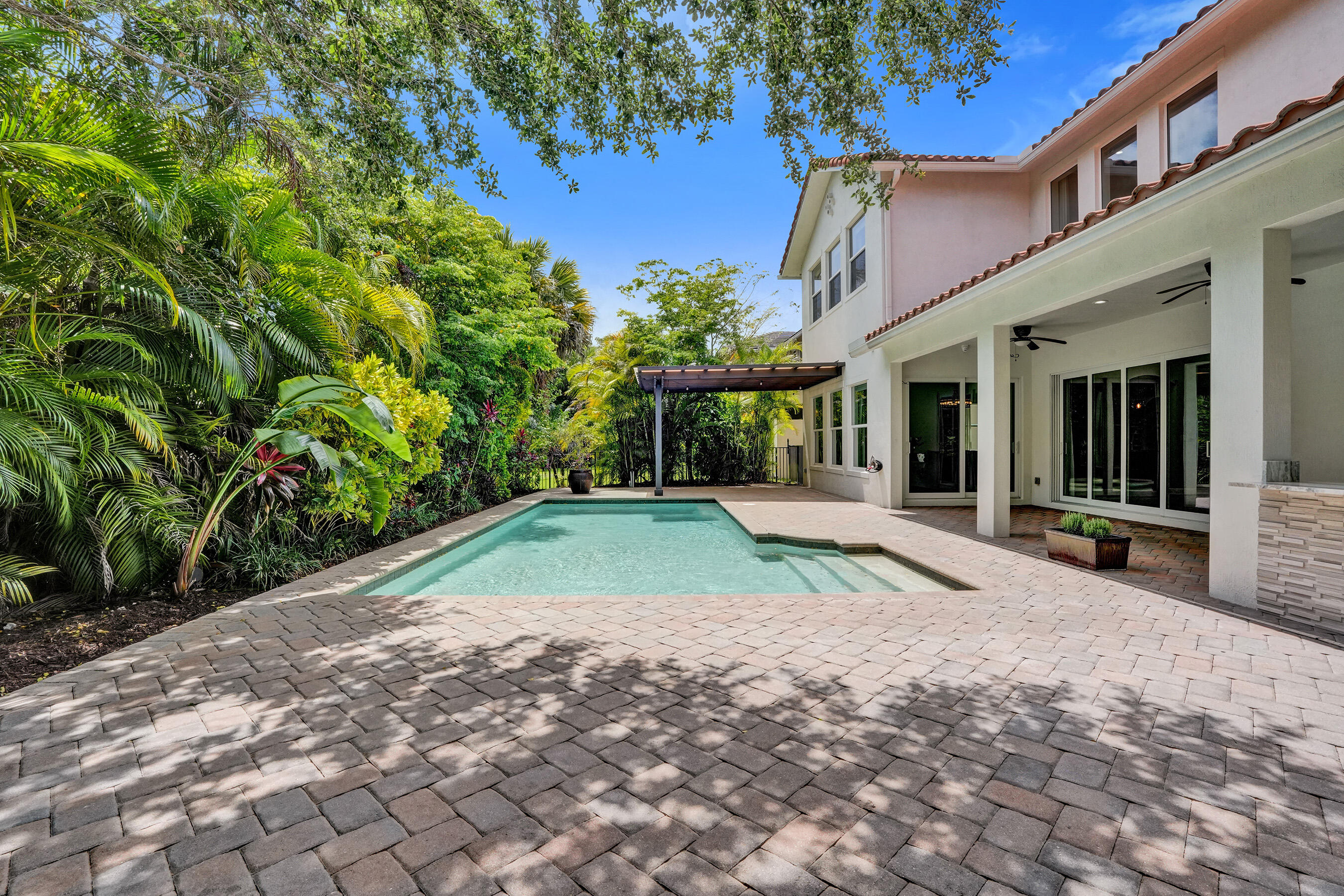 11864 NW 79th Court