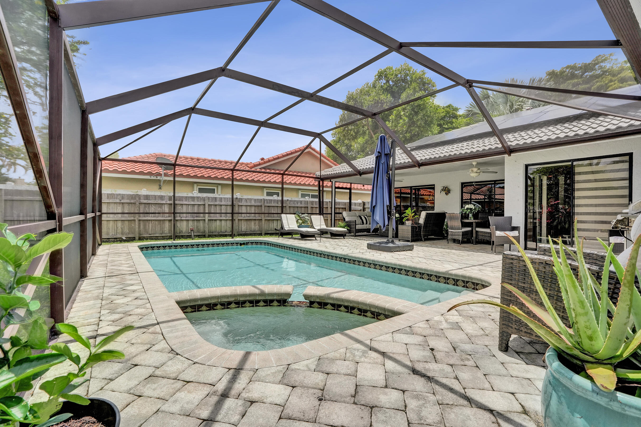 5147 NW 59th Way