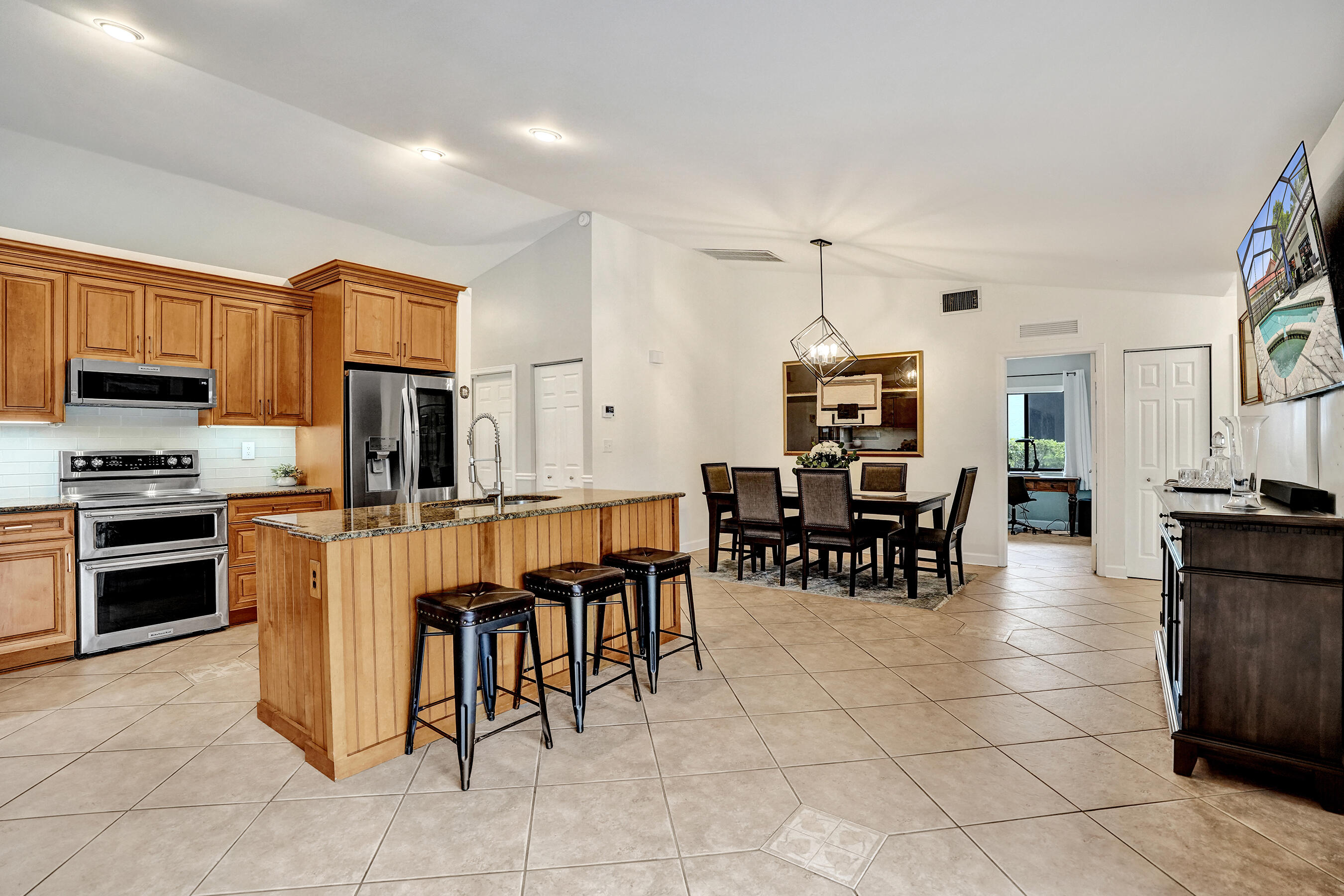 5147 NW 59th Way