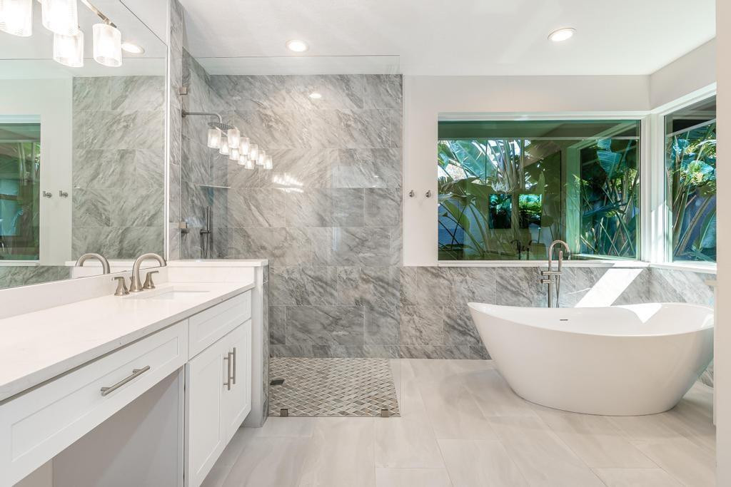 7641 NE Morningside Terrace