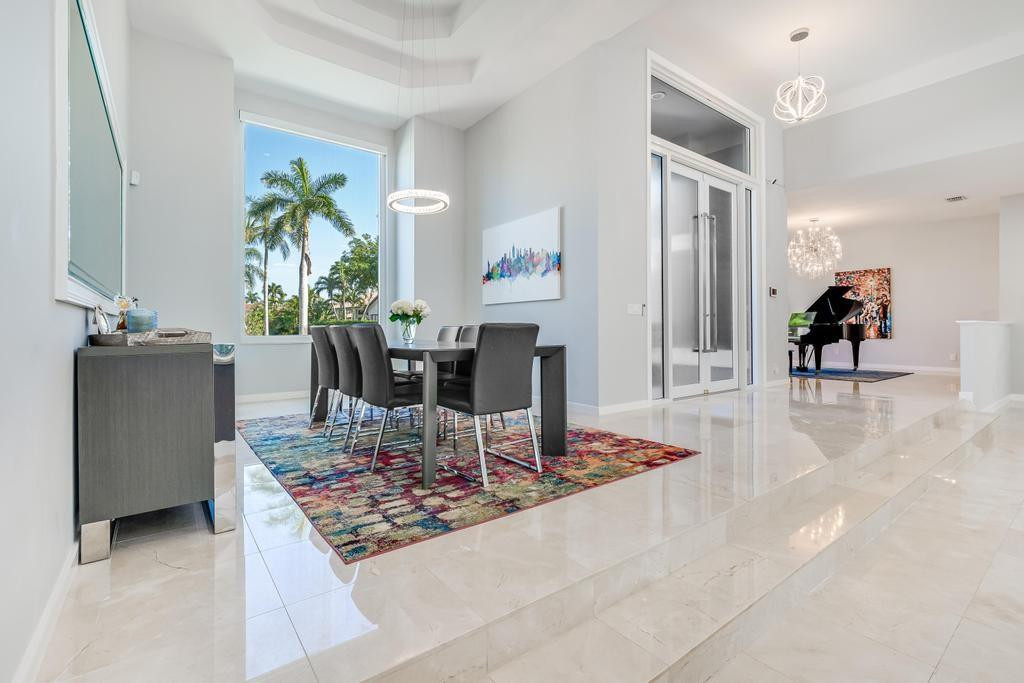 7641 NE Morningside Terrace