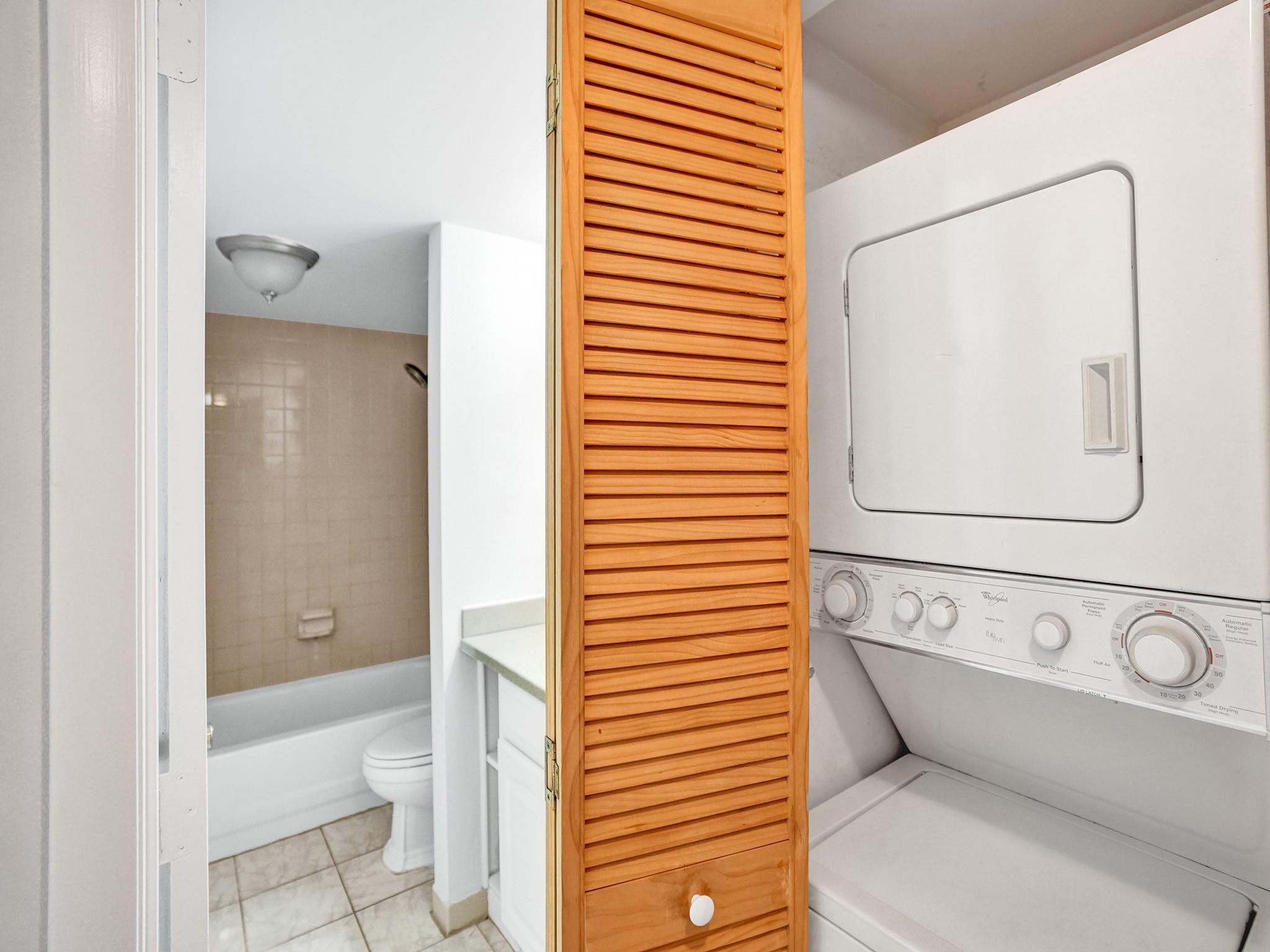 6636 Coral Lake Dr 6636