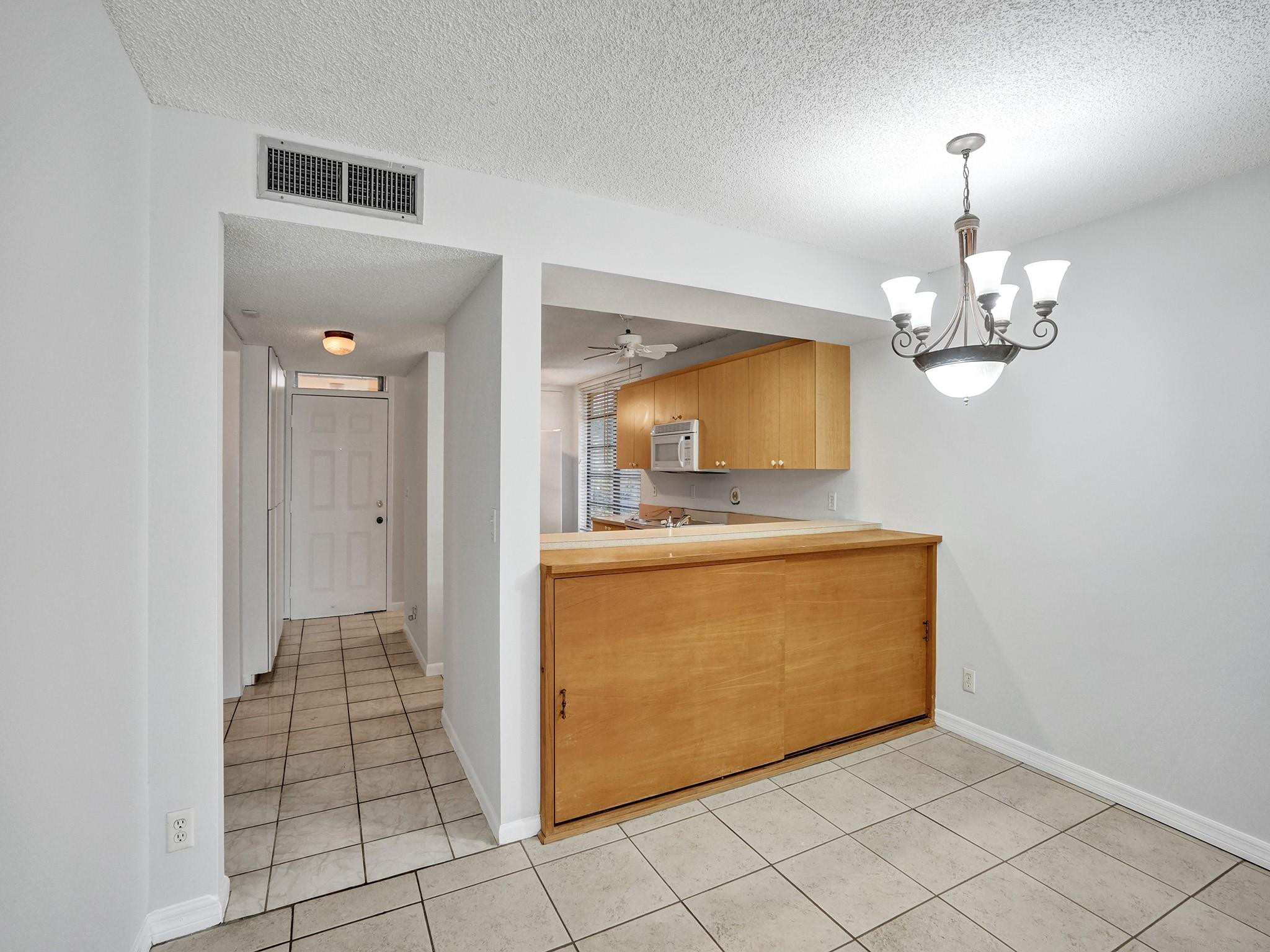 6636 Coral Lake Dr 6636