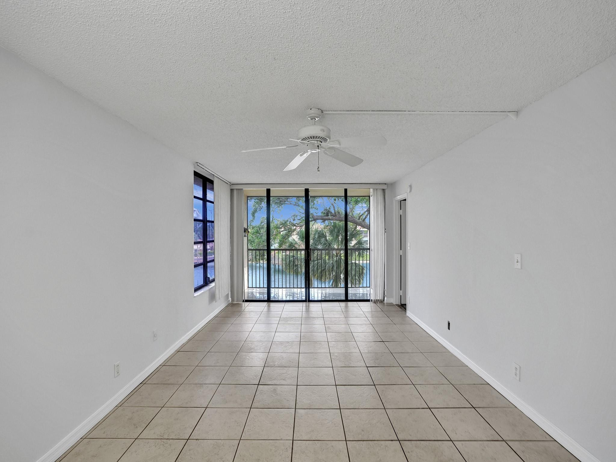 6636 Coral Lake Dr 6636