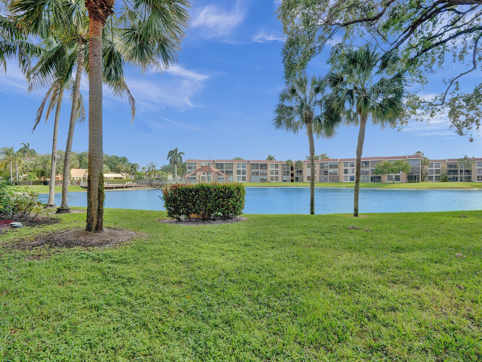 6636 Coral Lake Dr 6636
