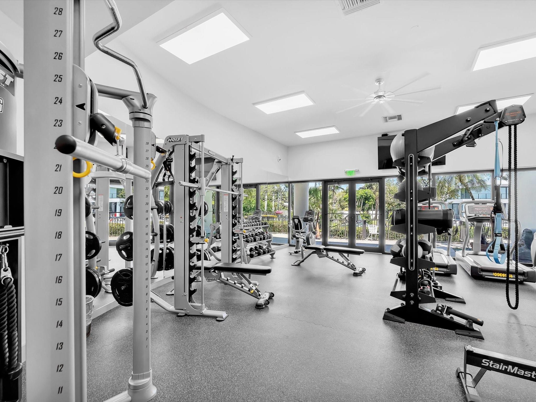 900 River Reach Dr 522