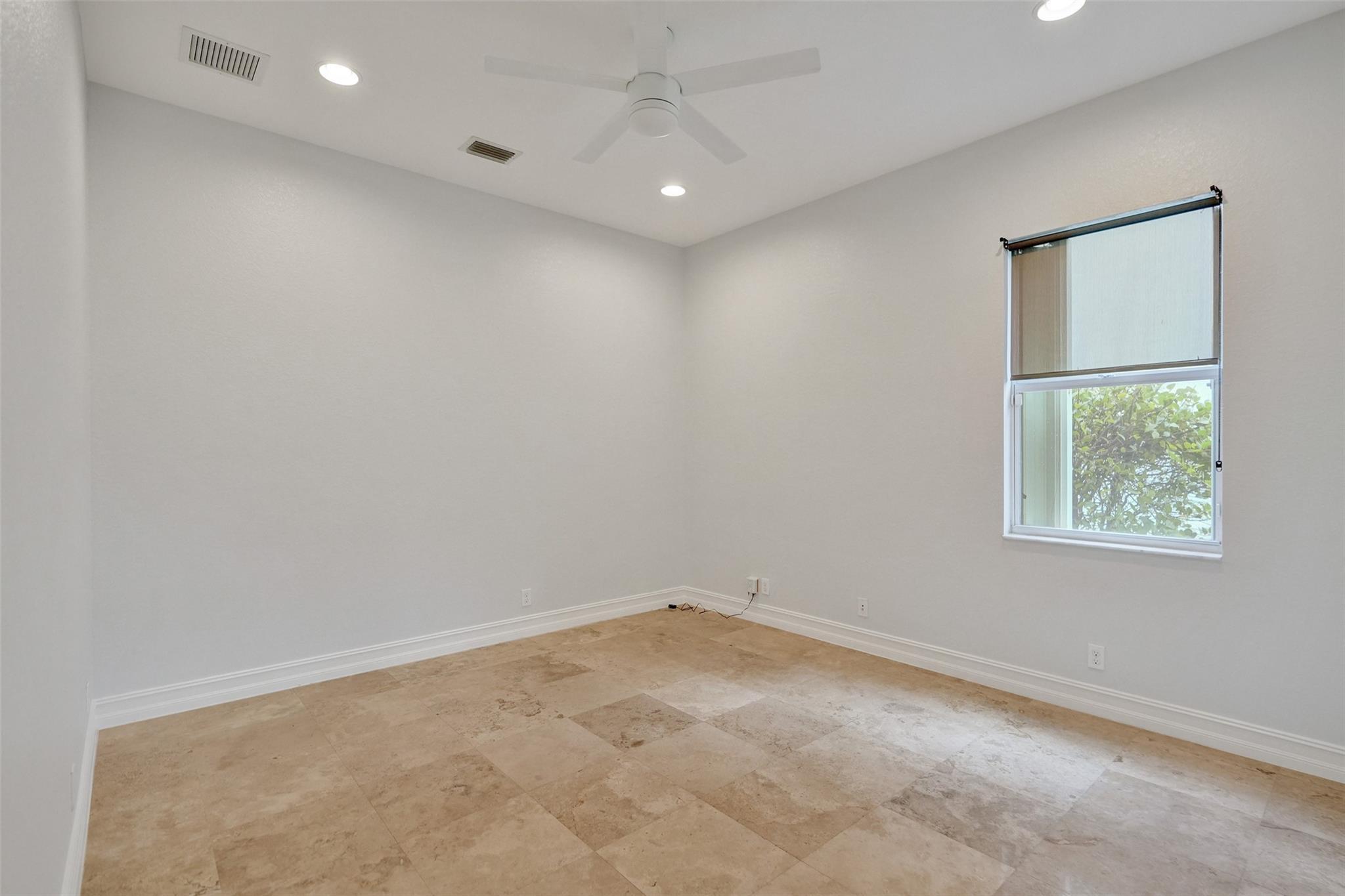 8050 NW 126th Ter