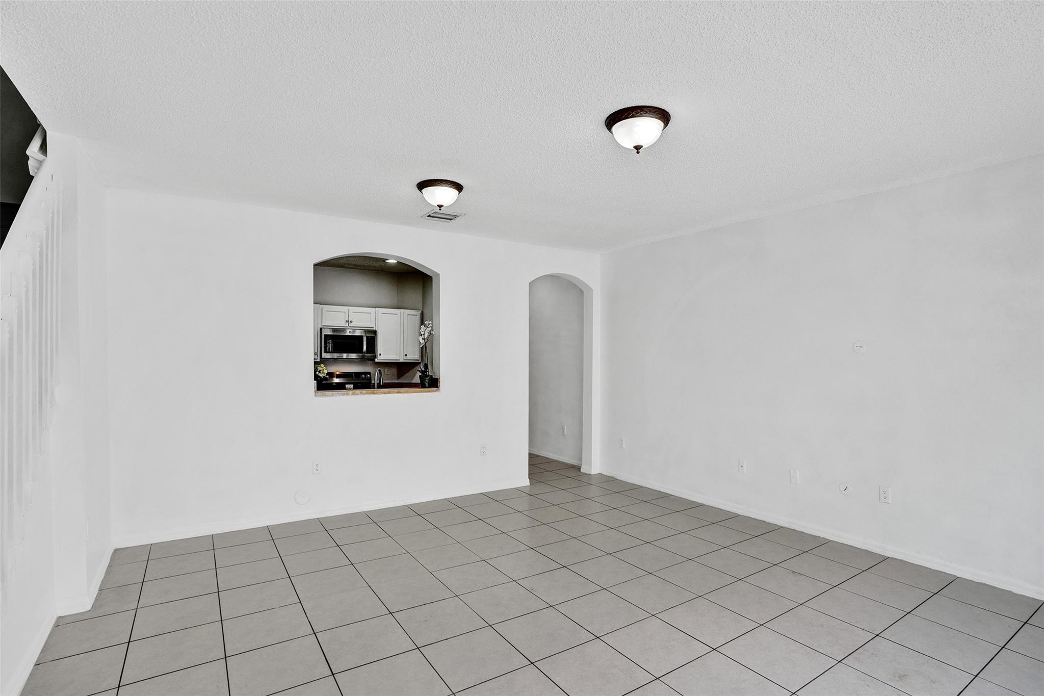 2242 NE 42nd Ave 2242