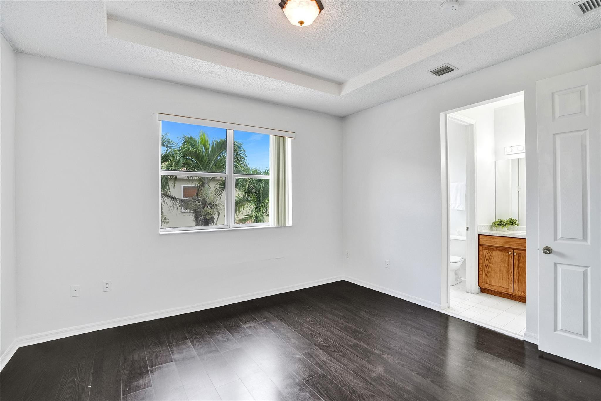 2242 NE 42nd Ave 2242