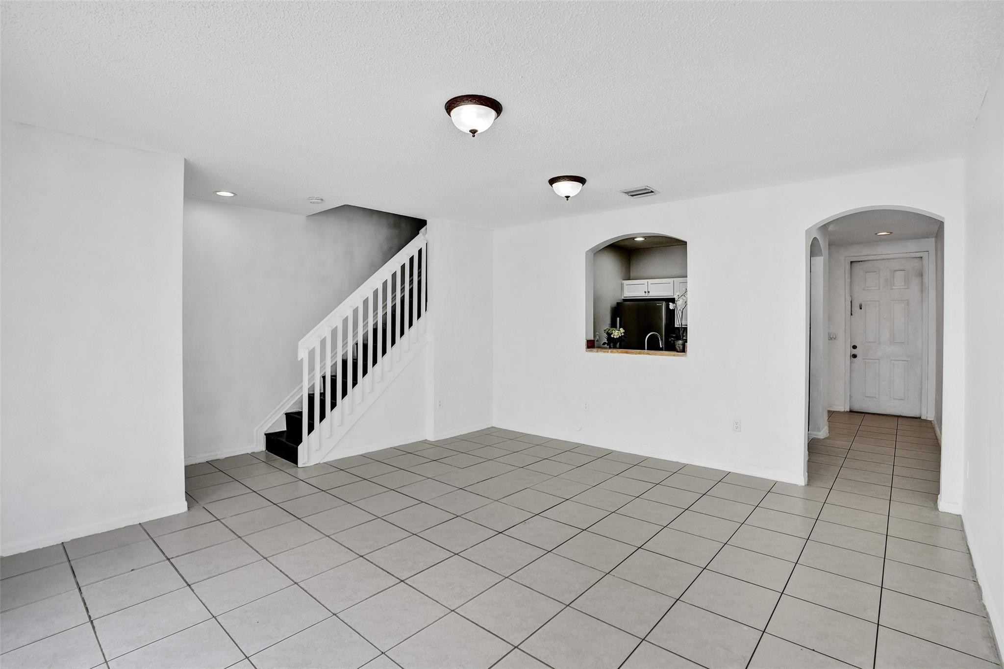 2242 NE 42nd Ave 2242