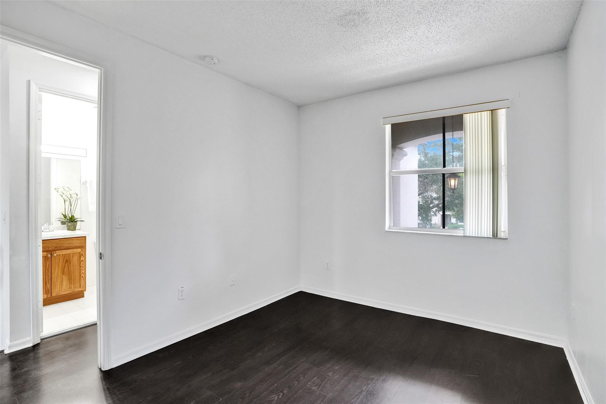 2242 NE 42nd Ave 2242