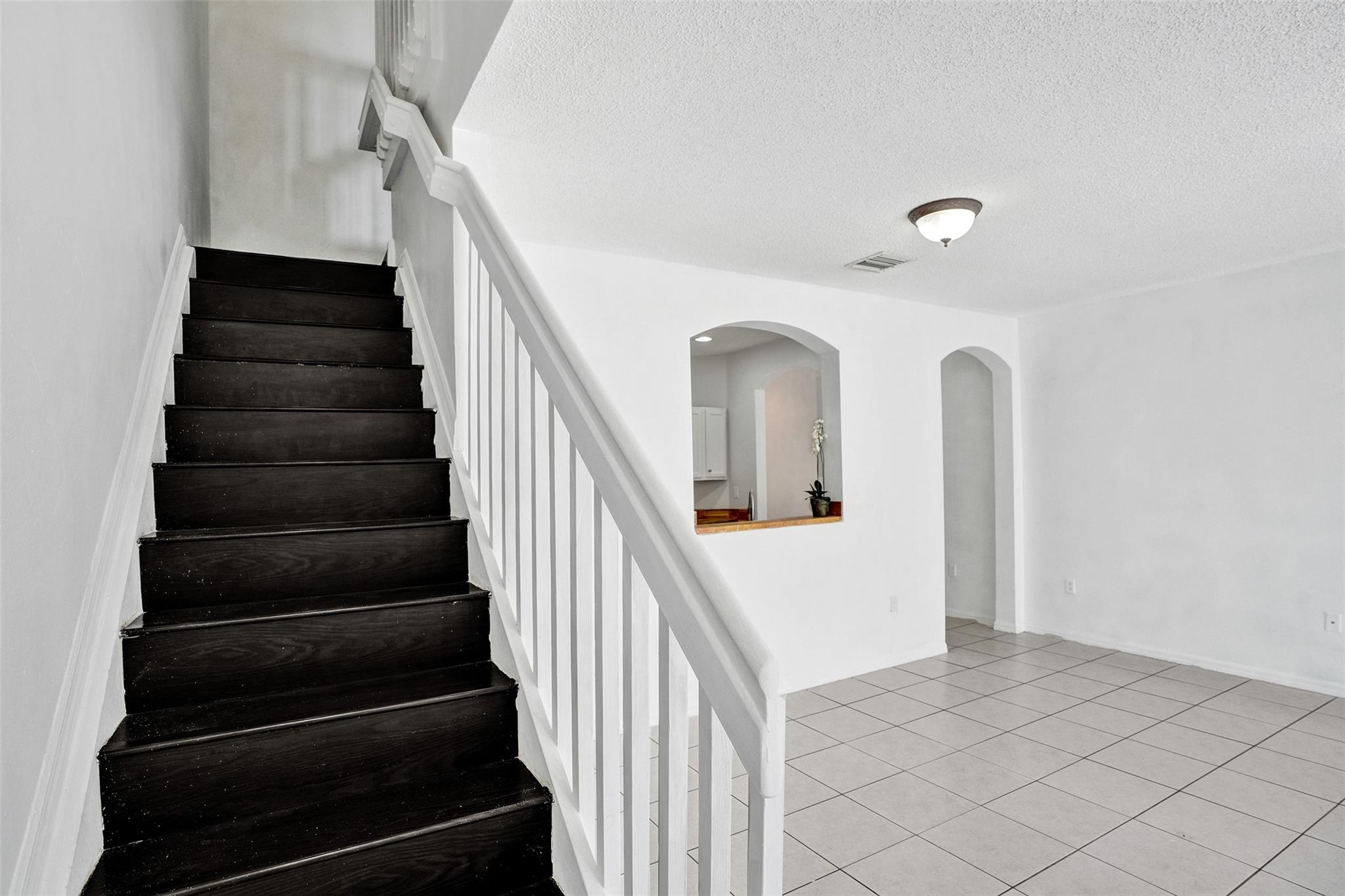 2242 NE 42nd Ave 2242