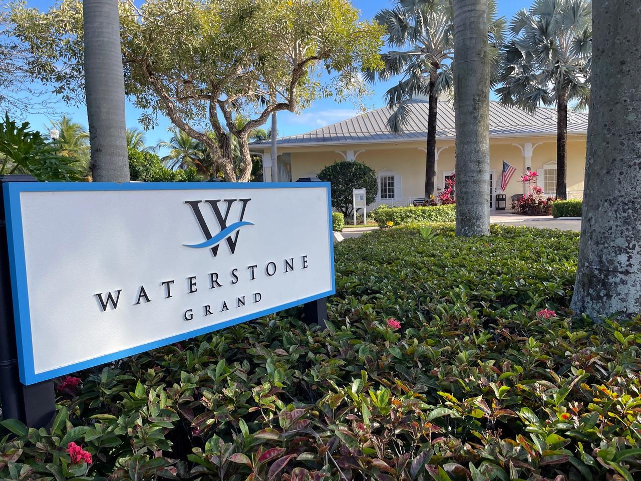 2242 NE 42nd Ave 2242