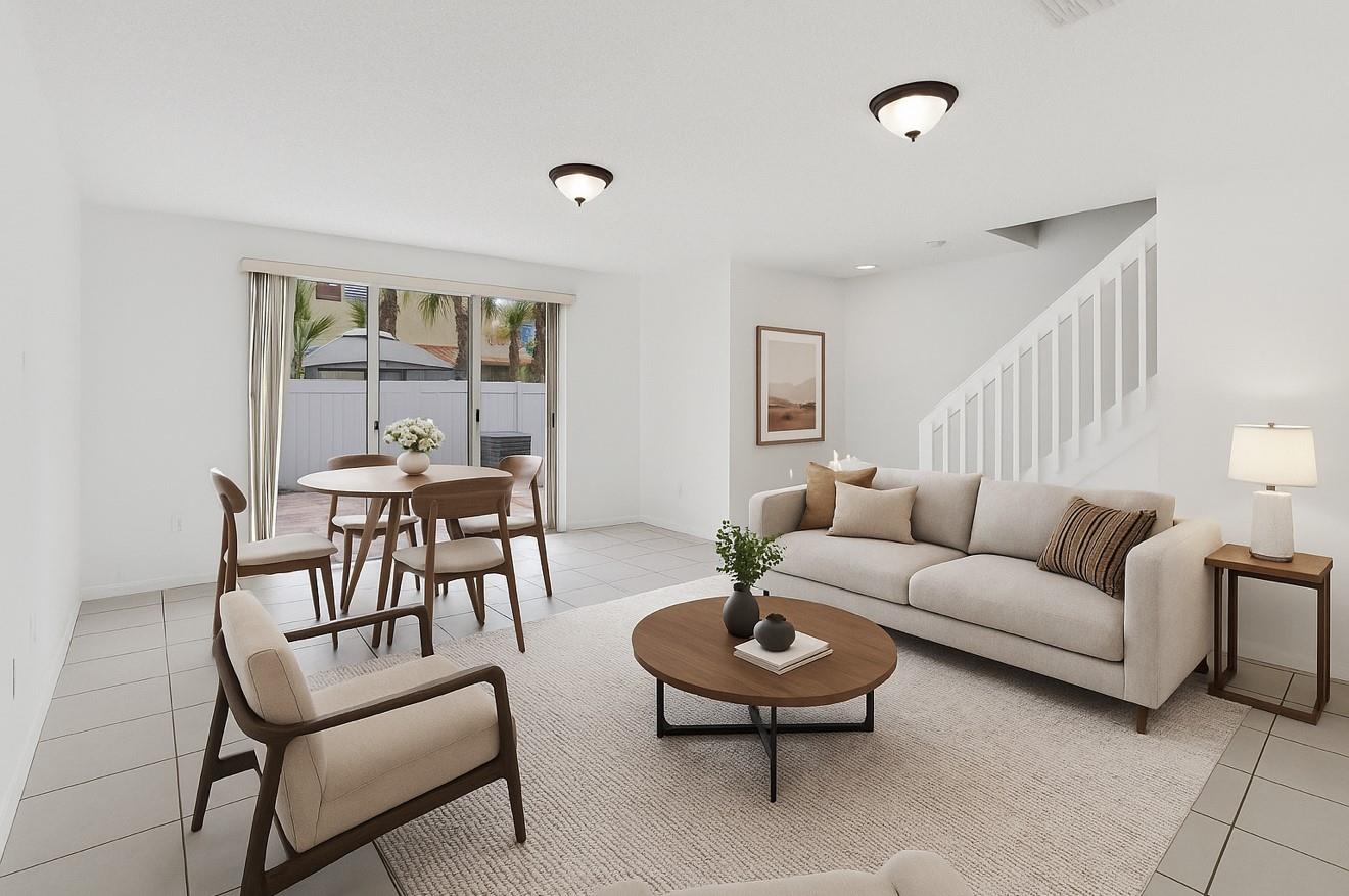 2242 NE 42nd Ave 2242
