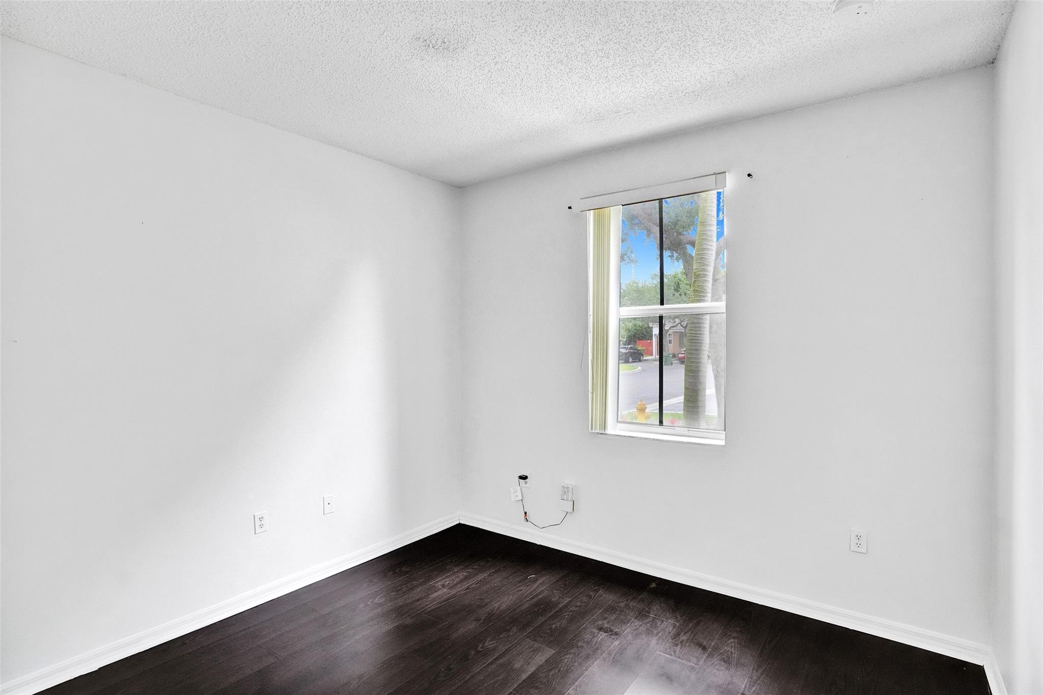 2242 NE 42nd Ave 2242