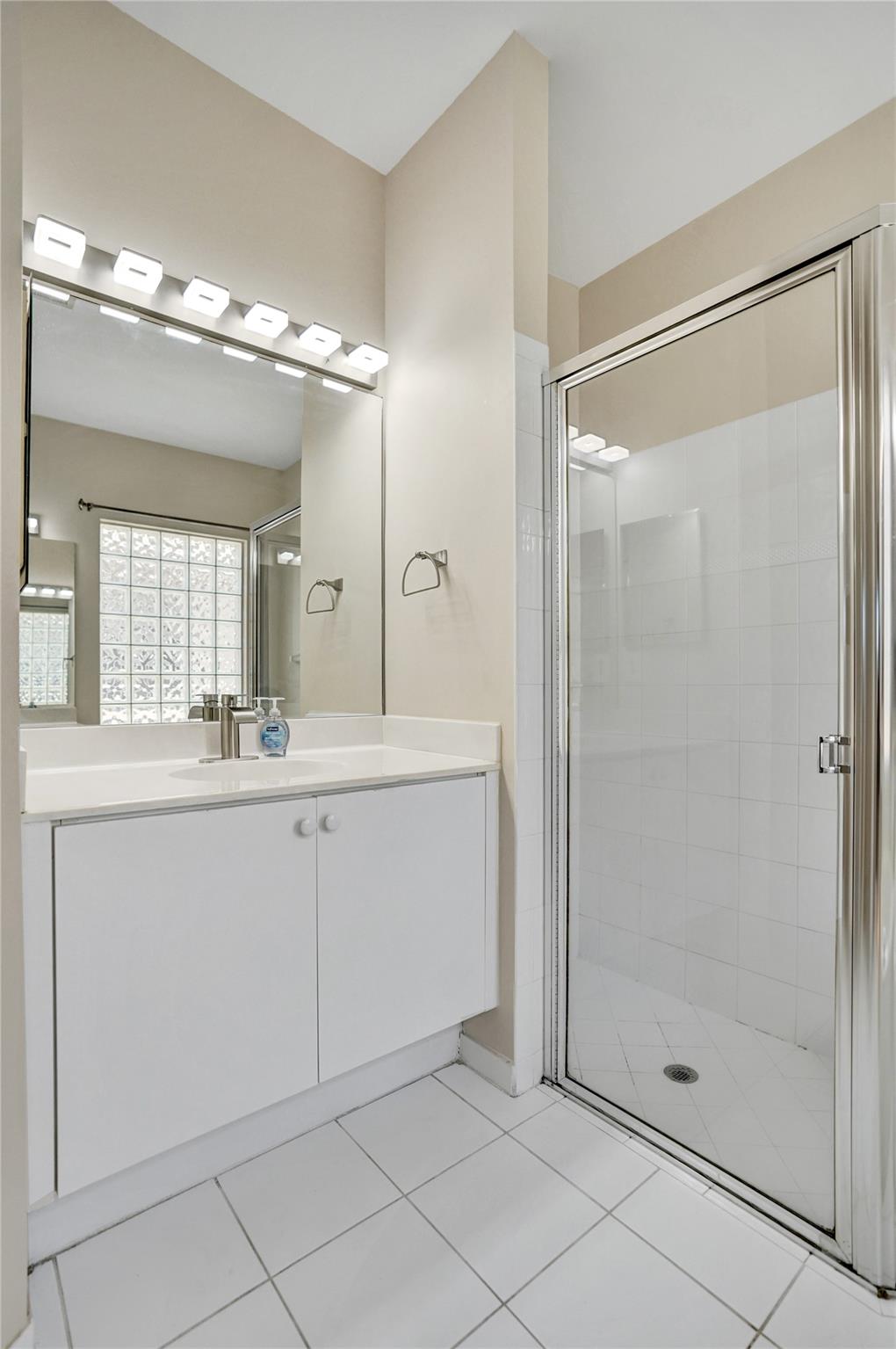 127 Seminole Lakes Dr