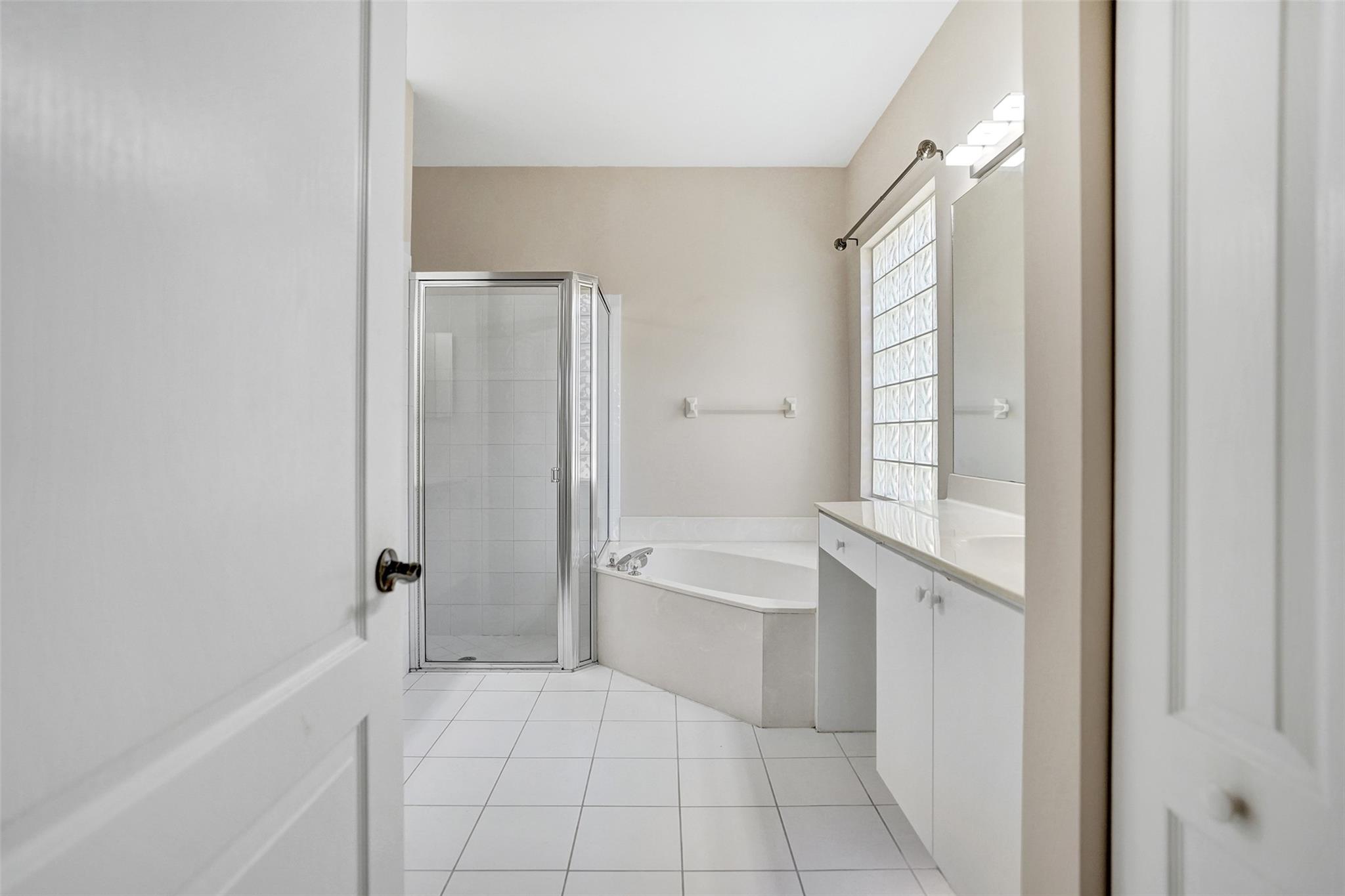 127 Seminole Lakes Dr